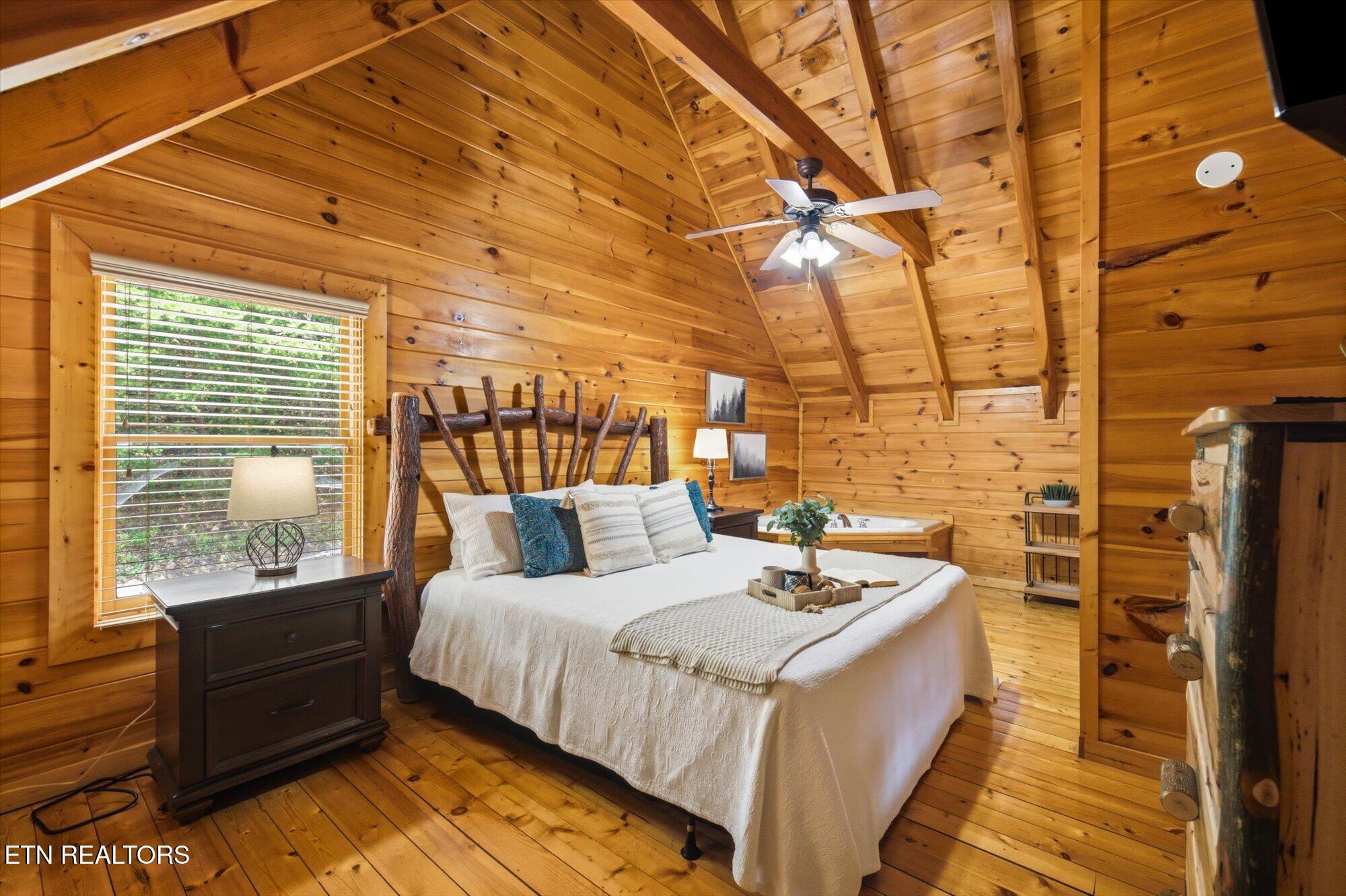 4523 Forest Vista Way Pigeon Forge TN 37863