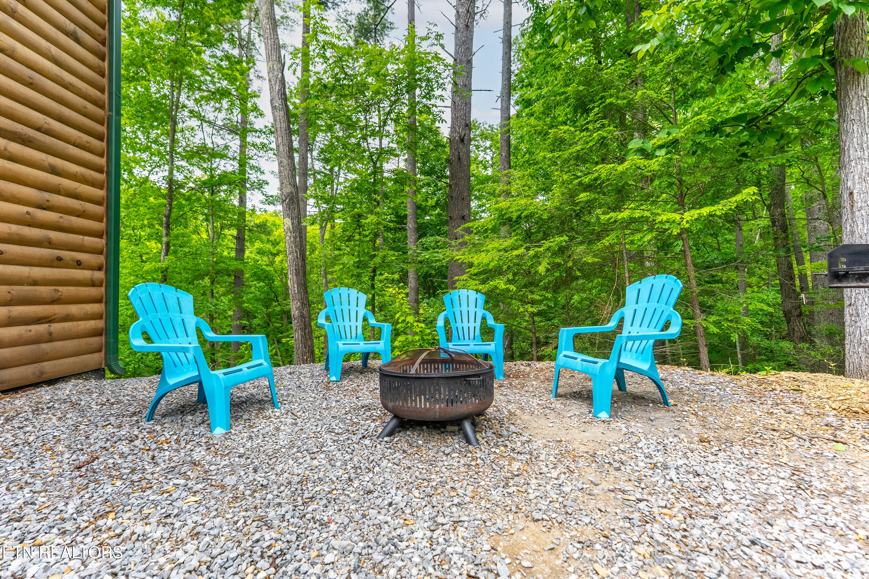 2932 Ginas Way Sevierville TN 37862