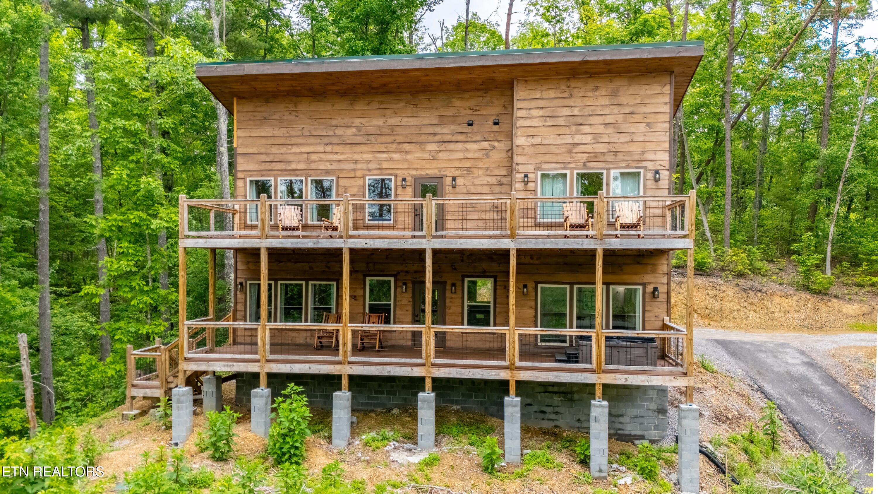 2932 Ginas Way Sevierville TN 37862