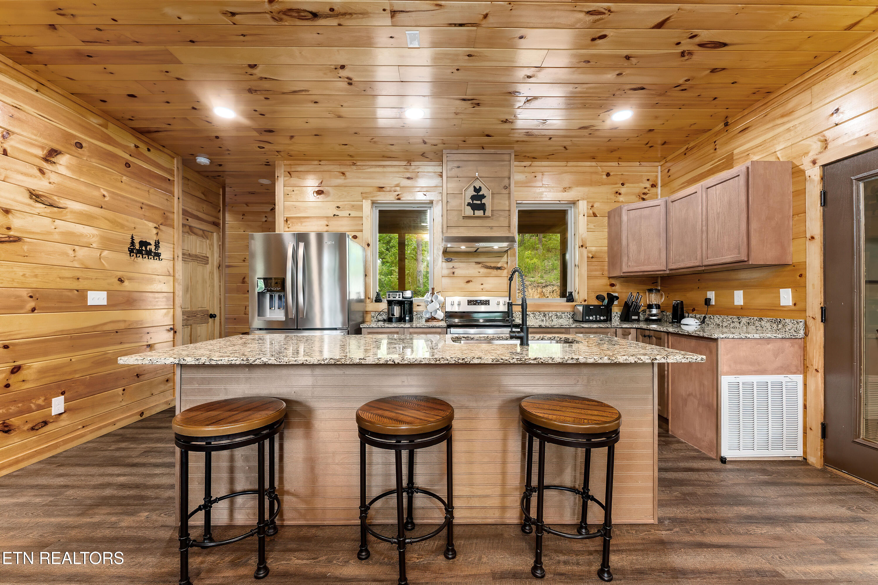 2932 Ginas Way Sevierville TN 37862