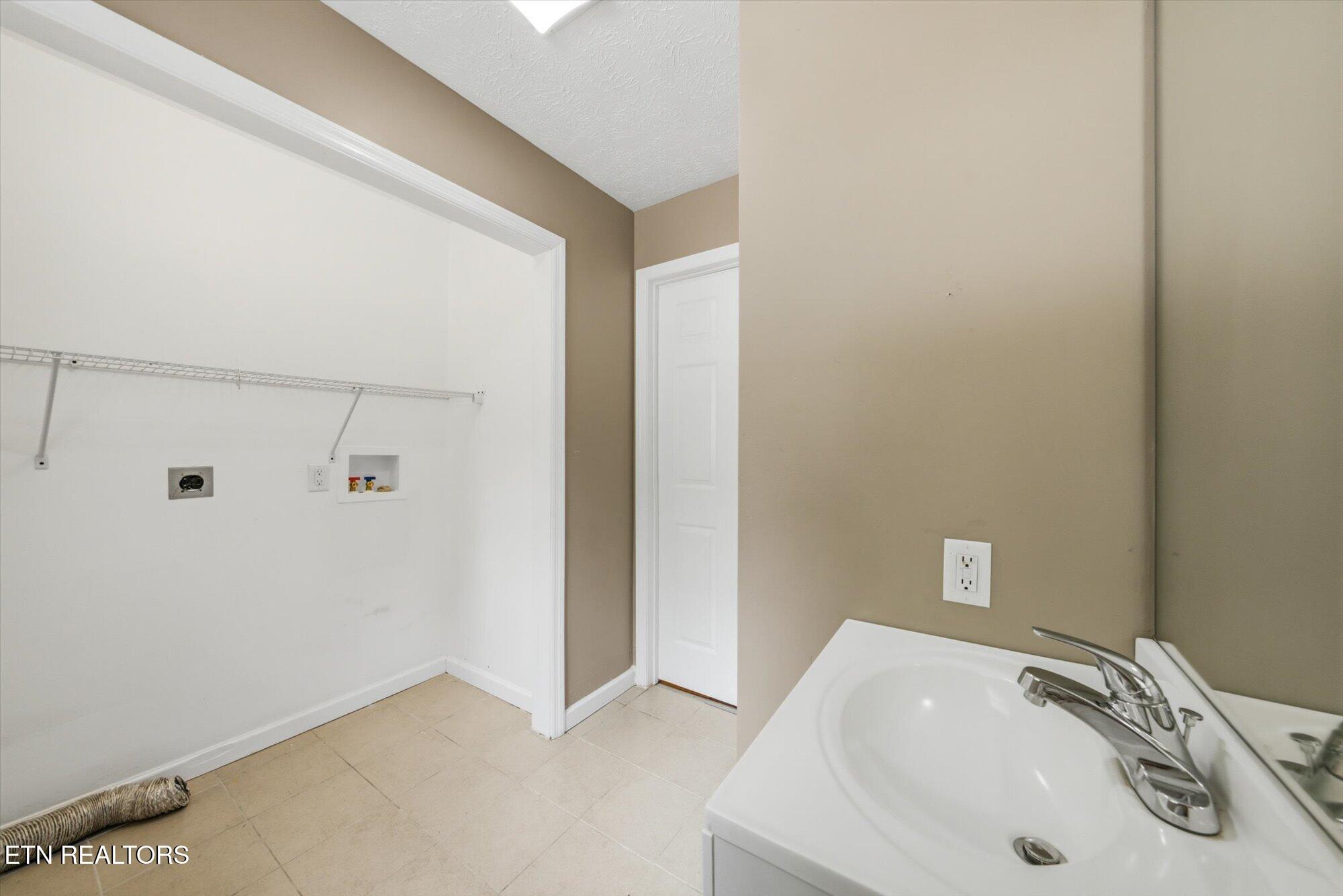 1134 Deer Trail Way Seymour TN 37865