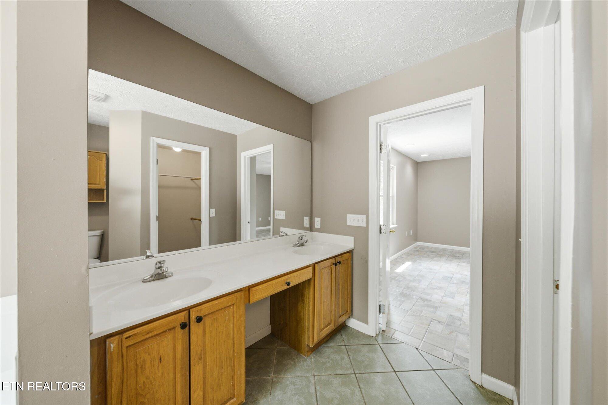 1134 Deer Trail Way Seymour TN 37865