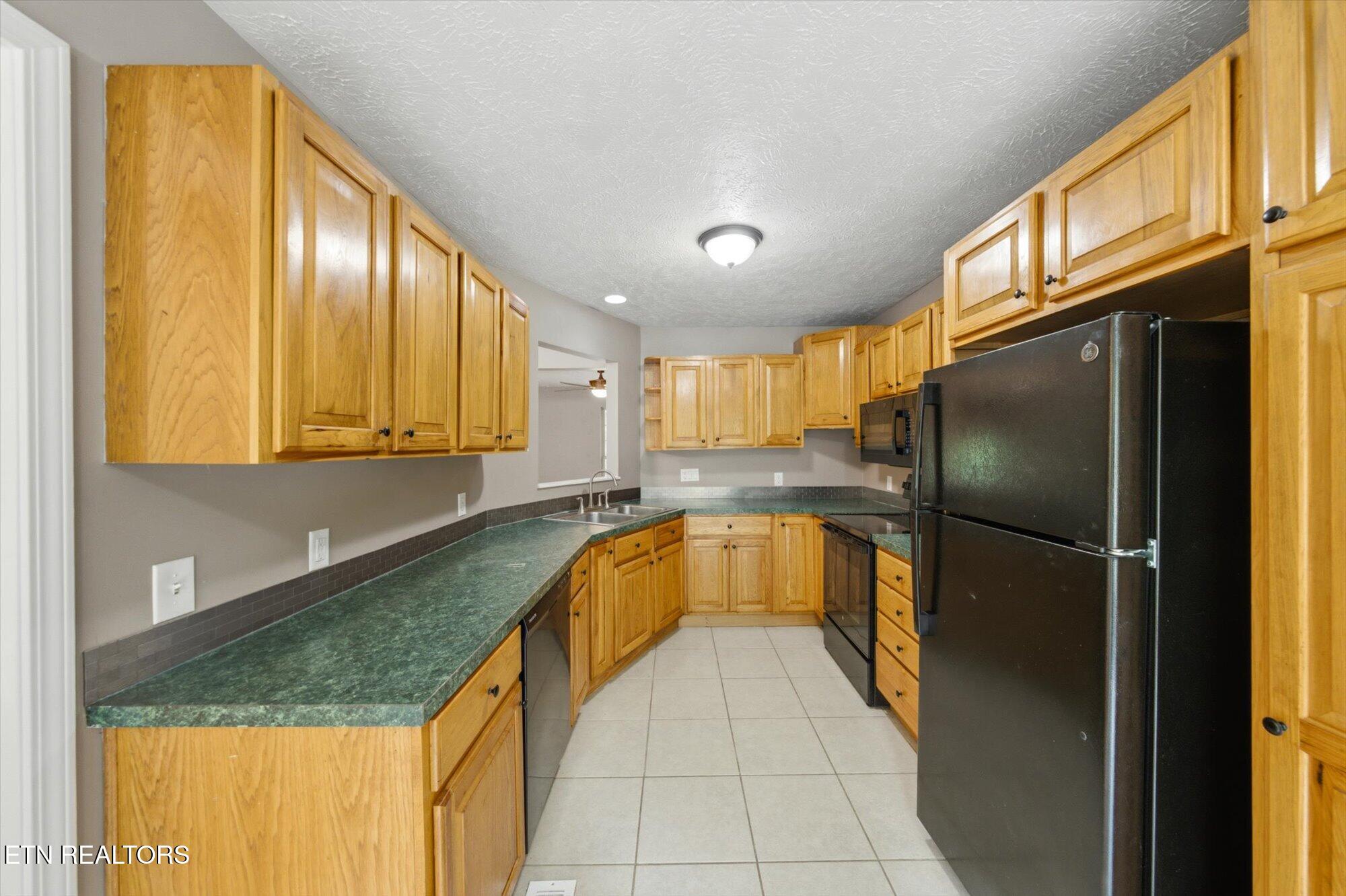 1134 Deer Trail Way Seymour TN 37865
