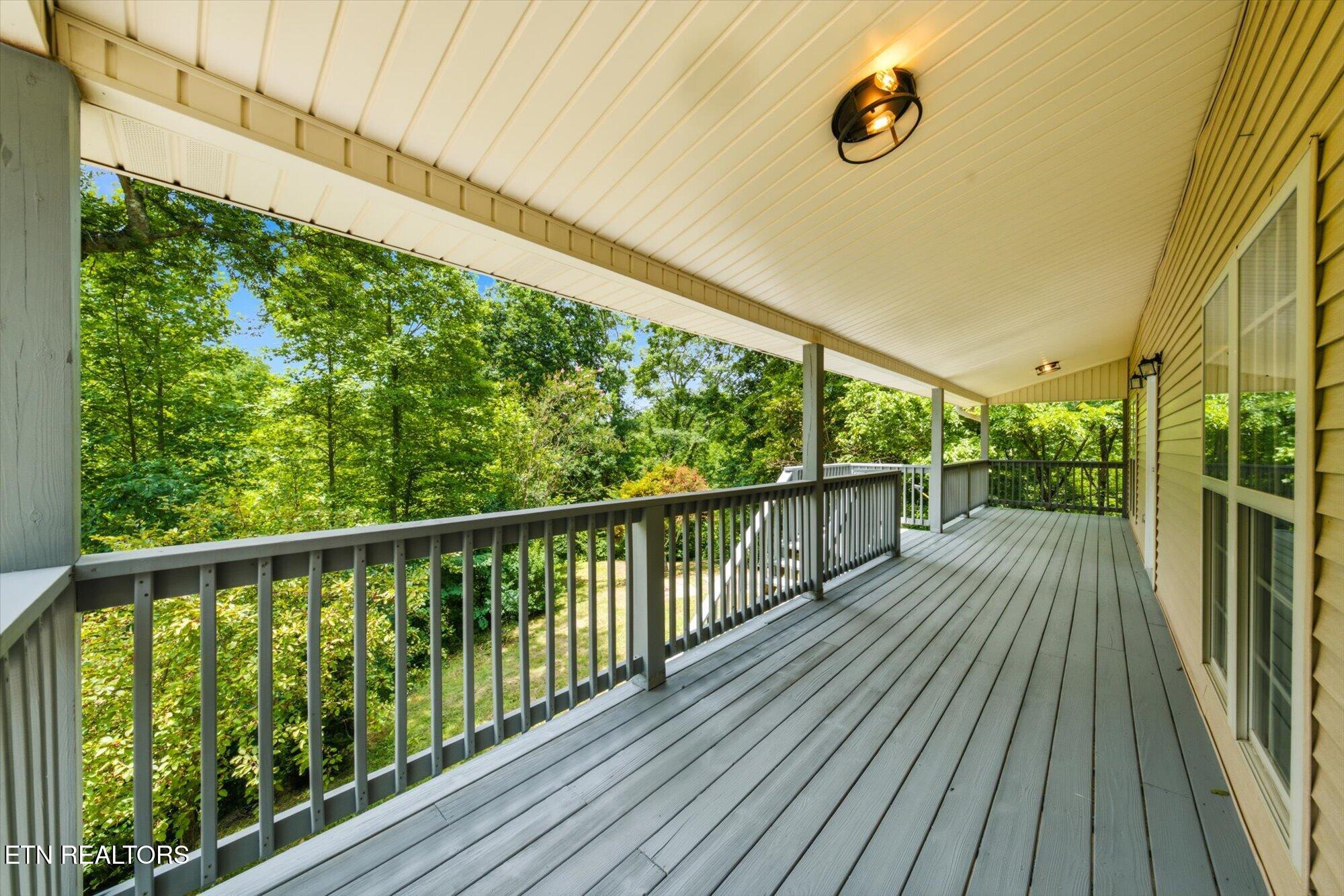 1134 Deer Trail Way Seymour TN 37865