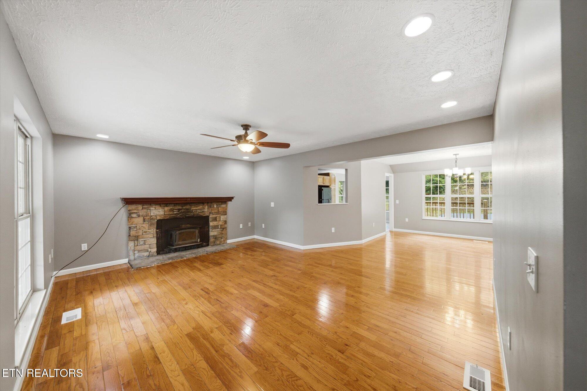 1134 Deer Trail Way Seymour TN 37865