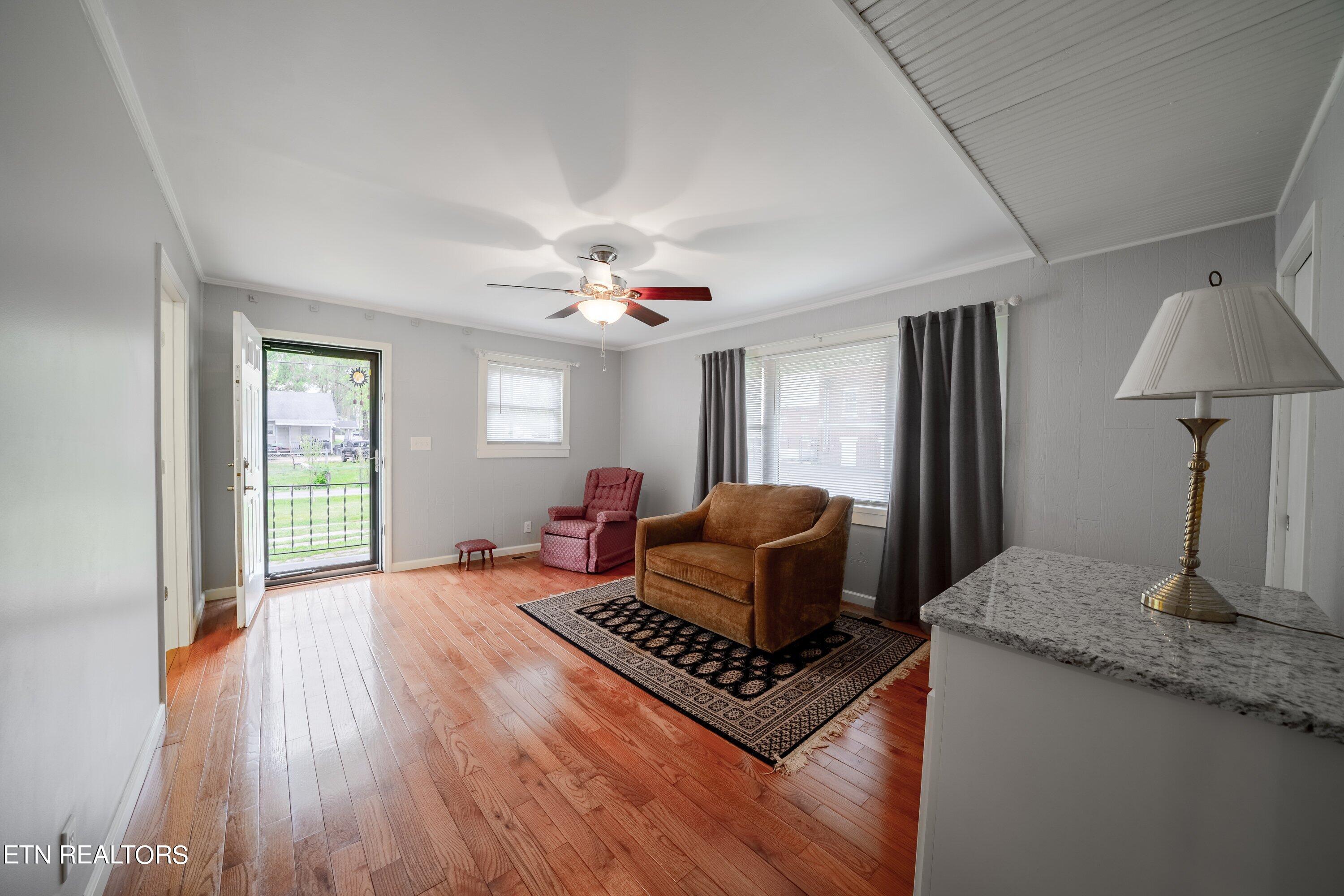 902 Chickamauga Avenue Knoxville TN 37917