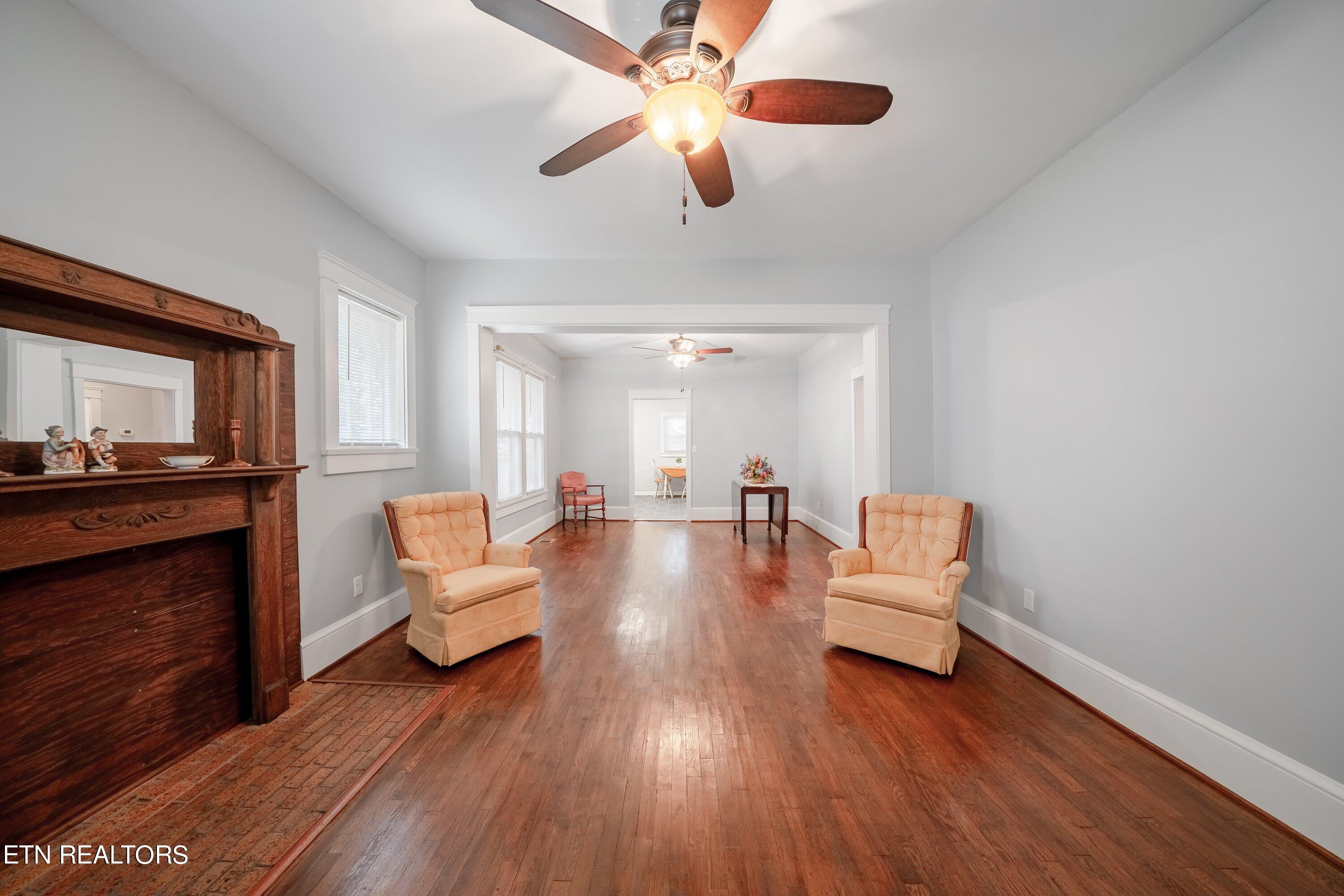 902 Chickamauga Avenue Knoxville TN 37917