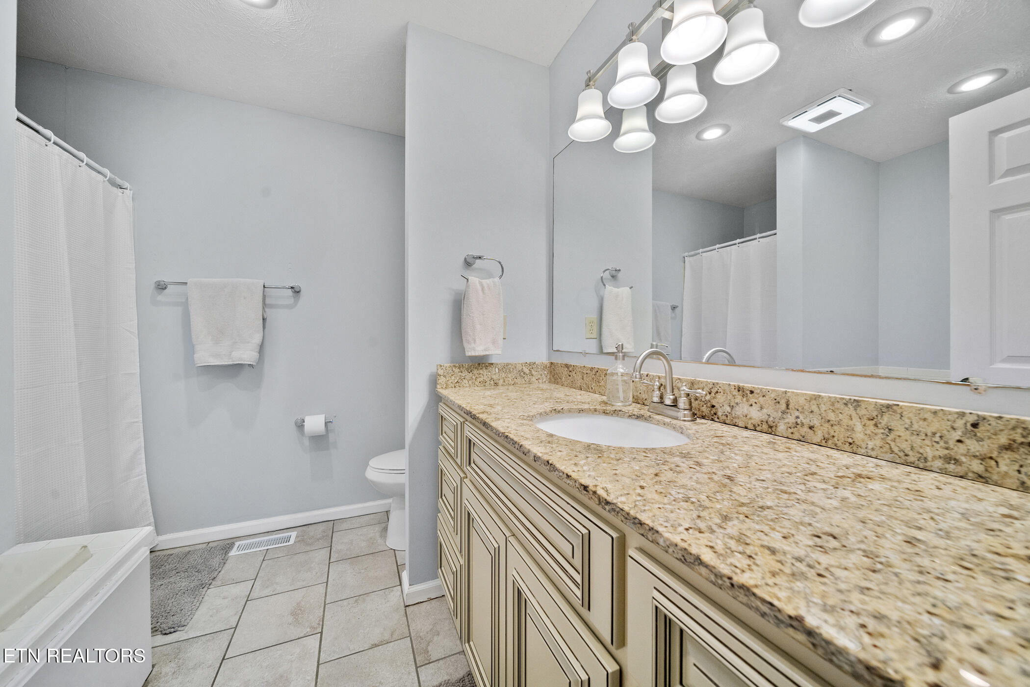236 Dove Drive Sevierville TN 37876
