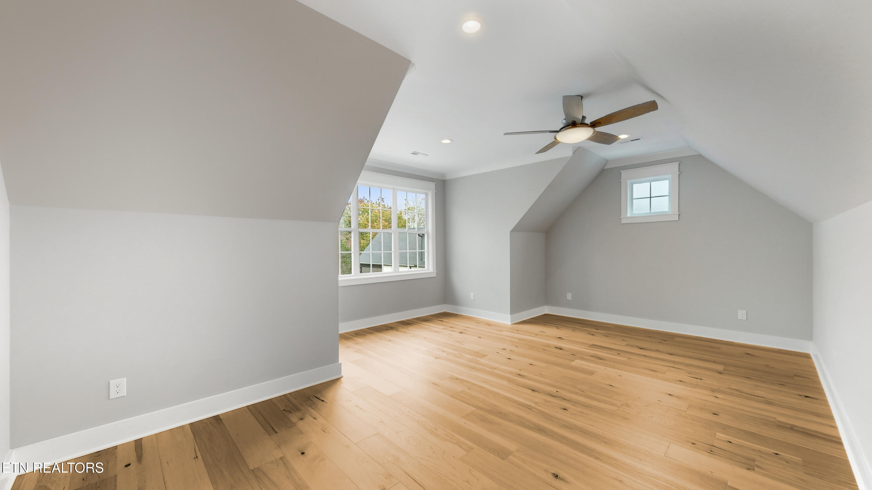 8109 Carolina Cherry Lane Knoxville TN 37919