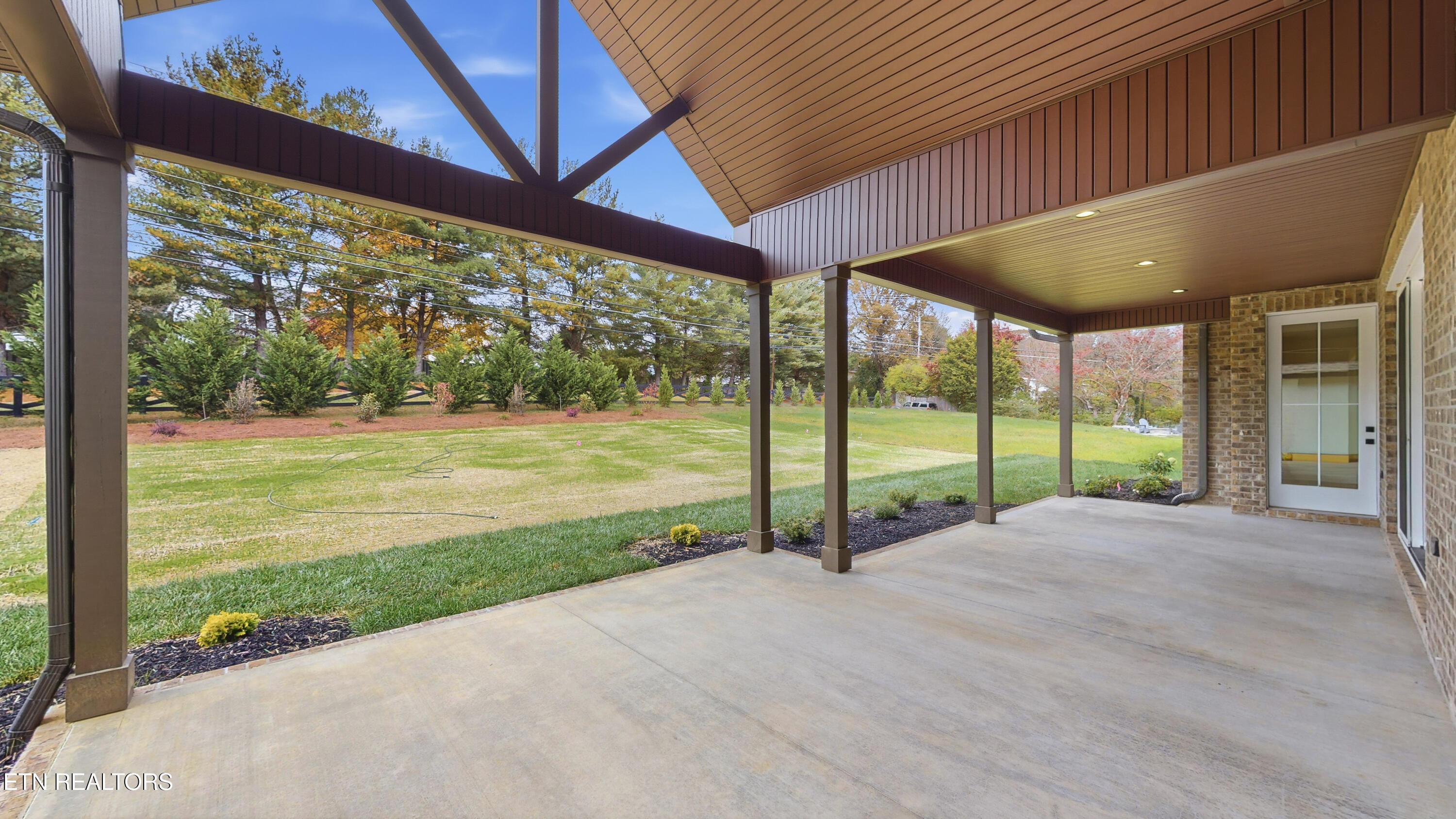 8109 Carolina Cherry Lane Knoxville TN 37919