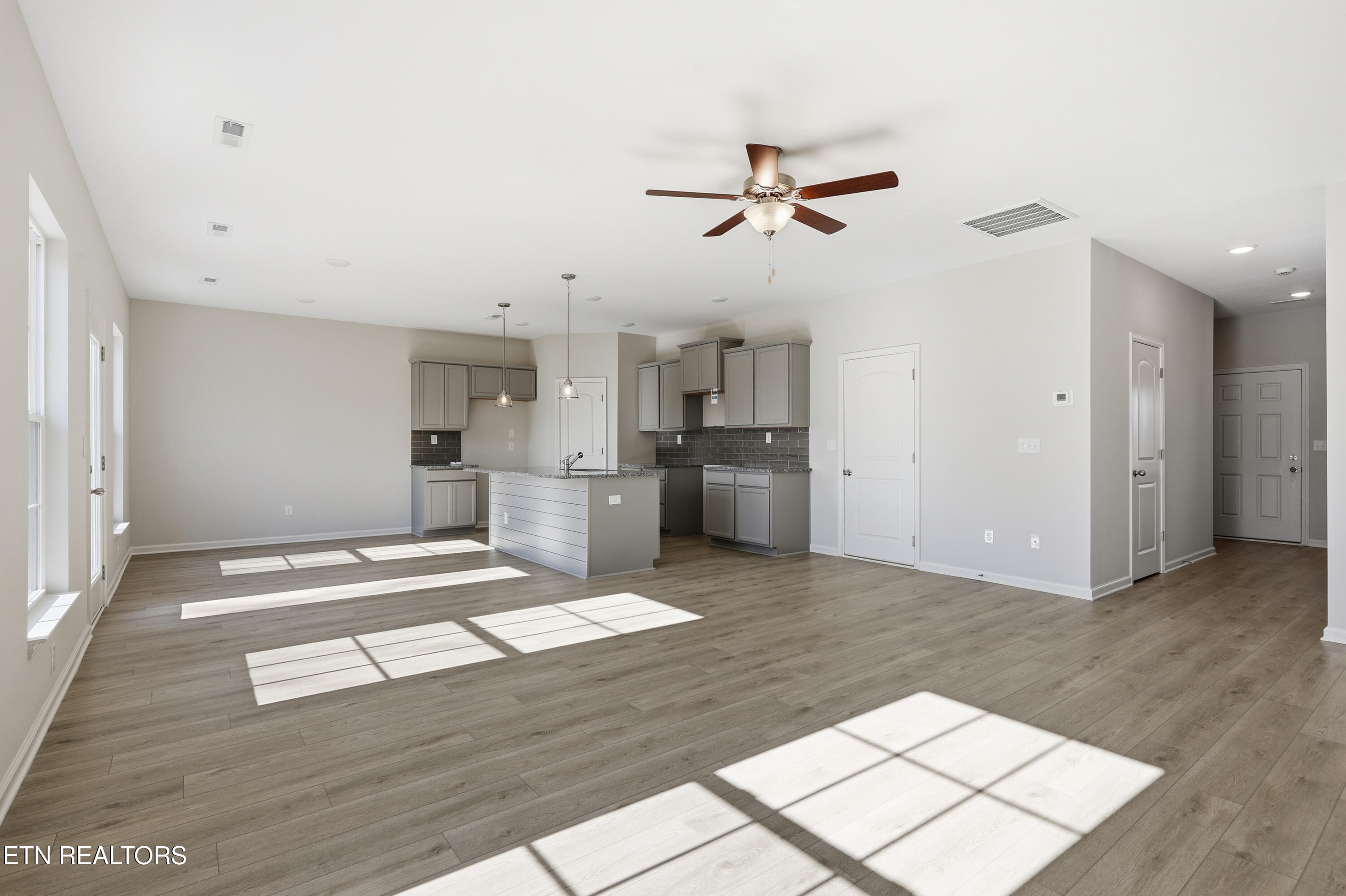 8906 Keenberg Lane Knoxville TN 37931
