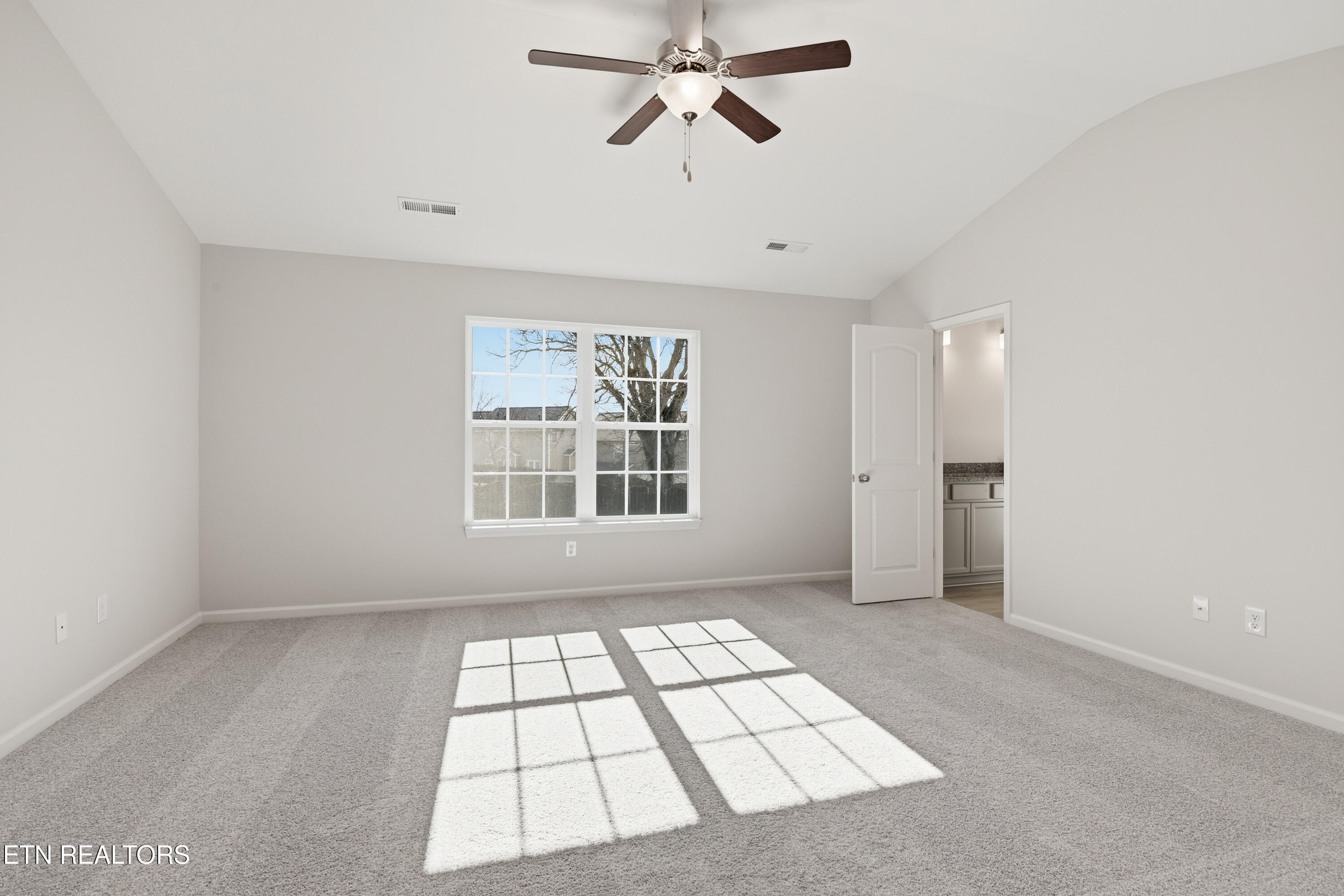 8906 Keenberg Lane Knoxville TN 37931