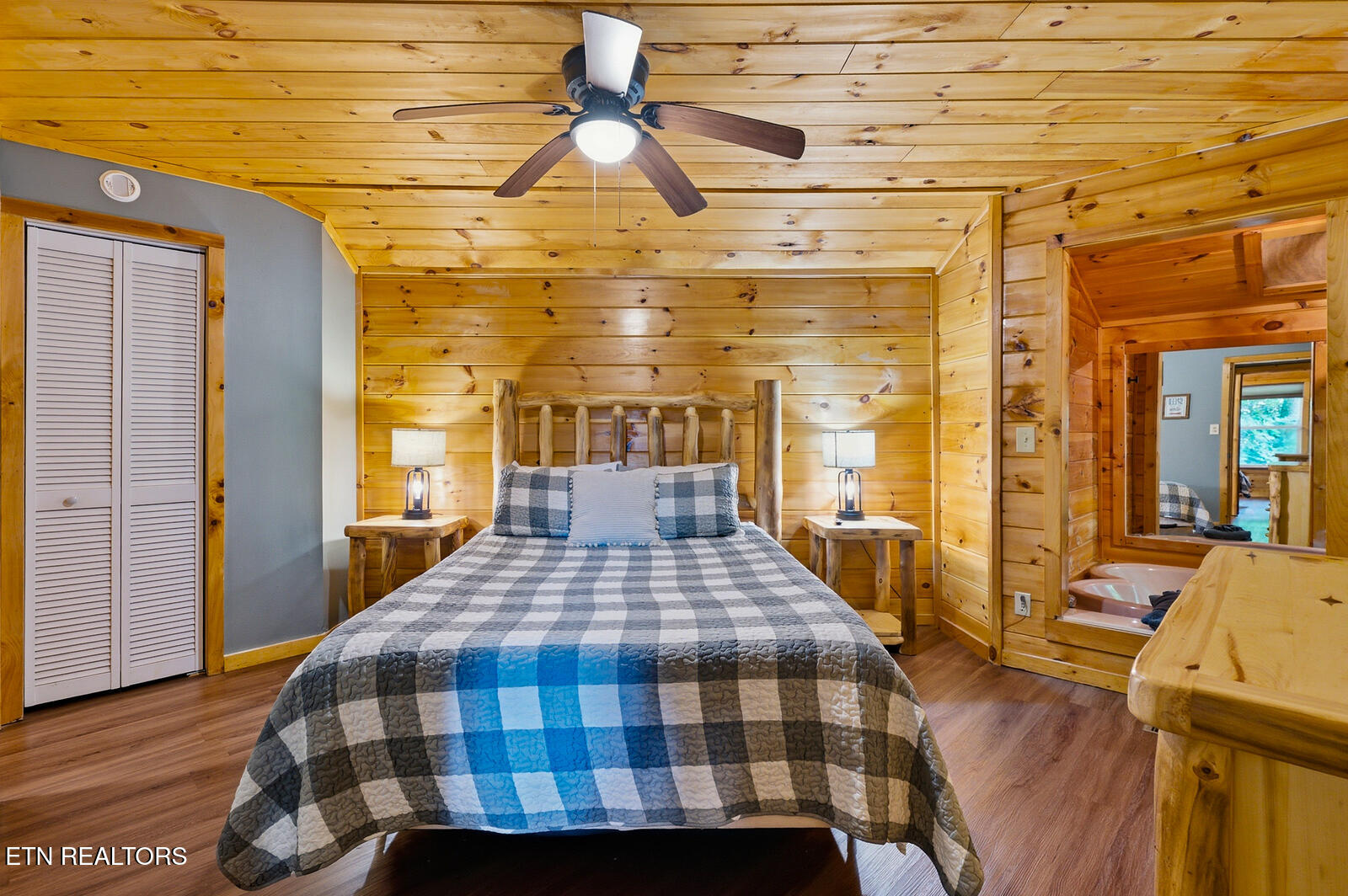 707 Maple Court Gatlinburg TN 37738