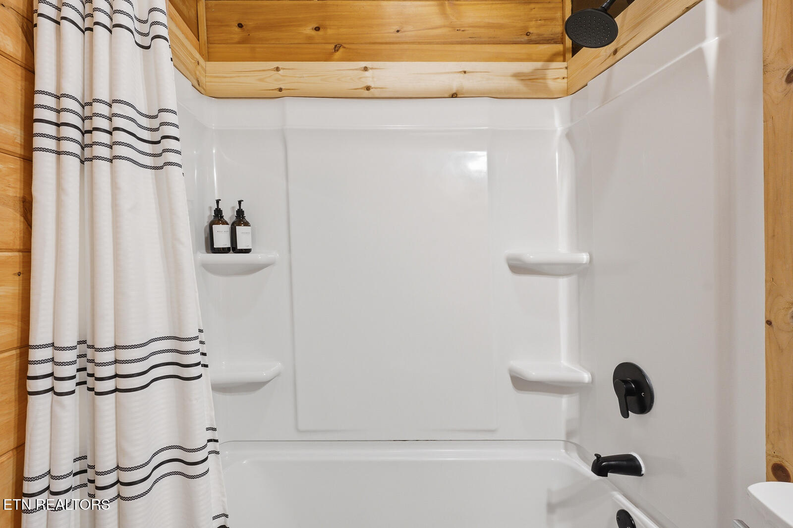 707 Maple Court Gatlinburg TN 37738
