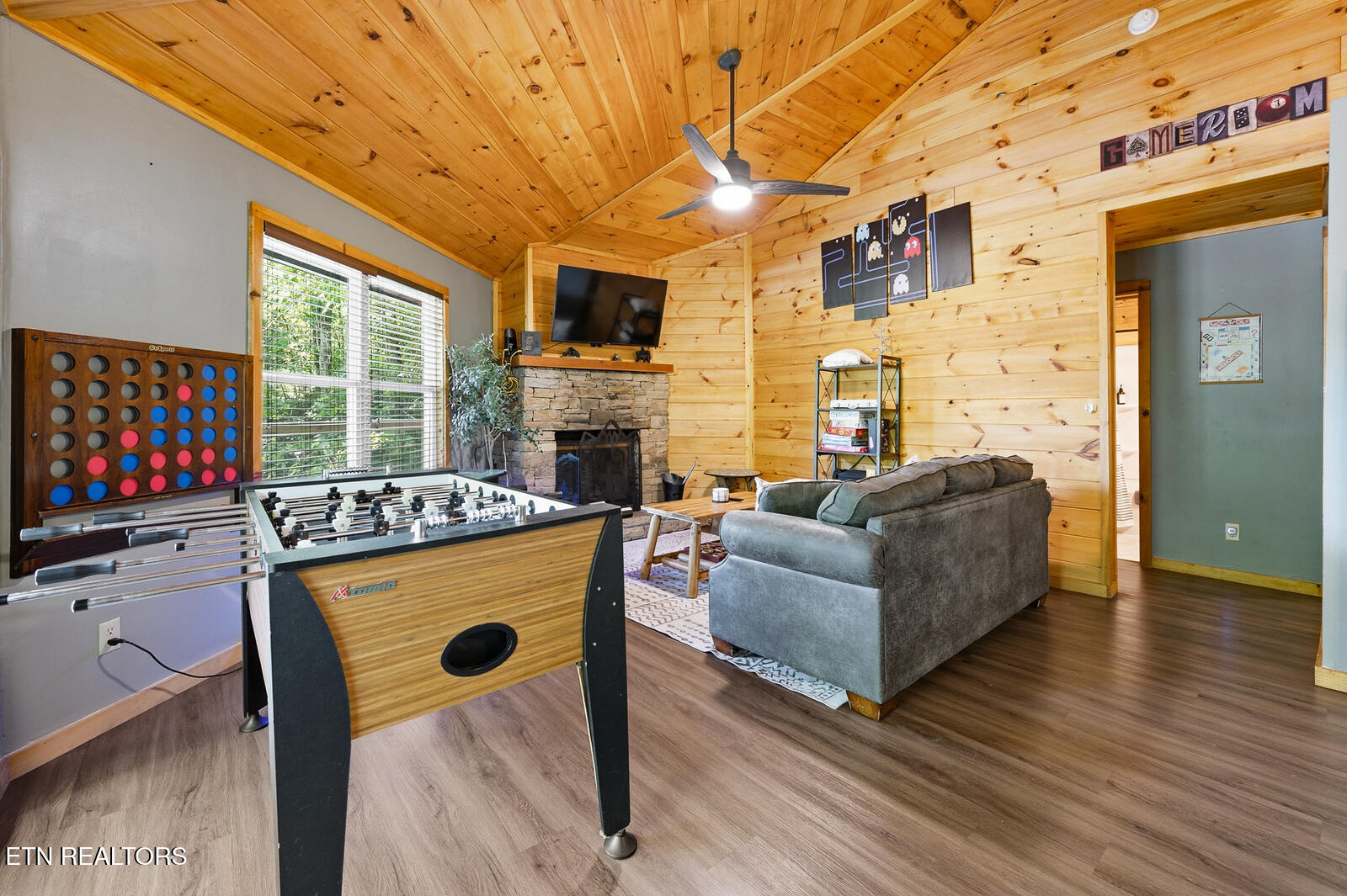 707 Maple Court Gatlinburg TN 37738