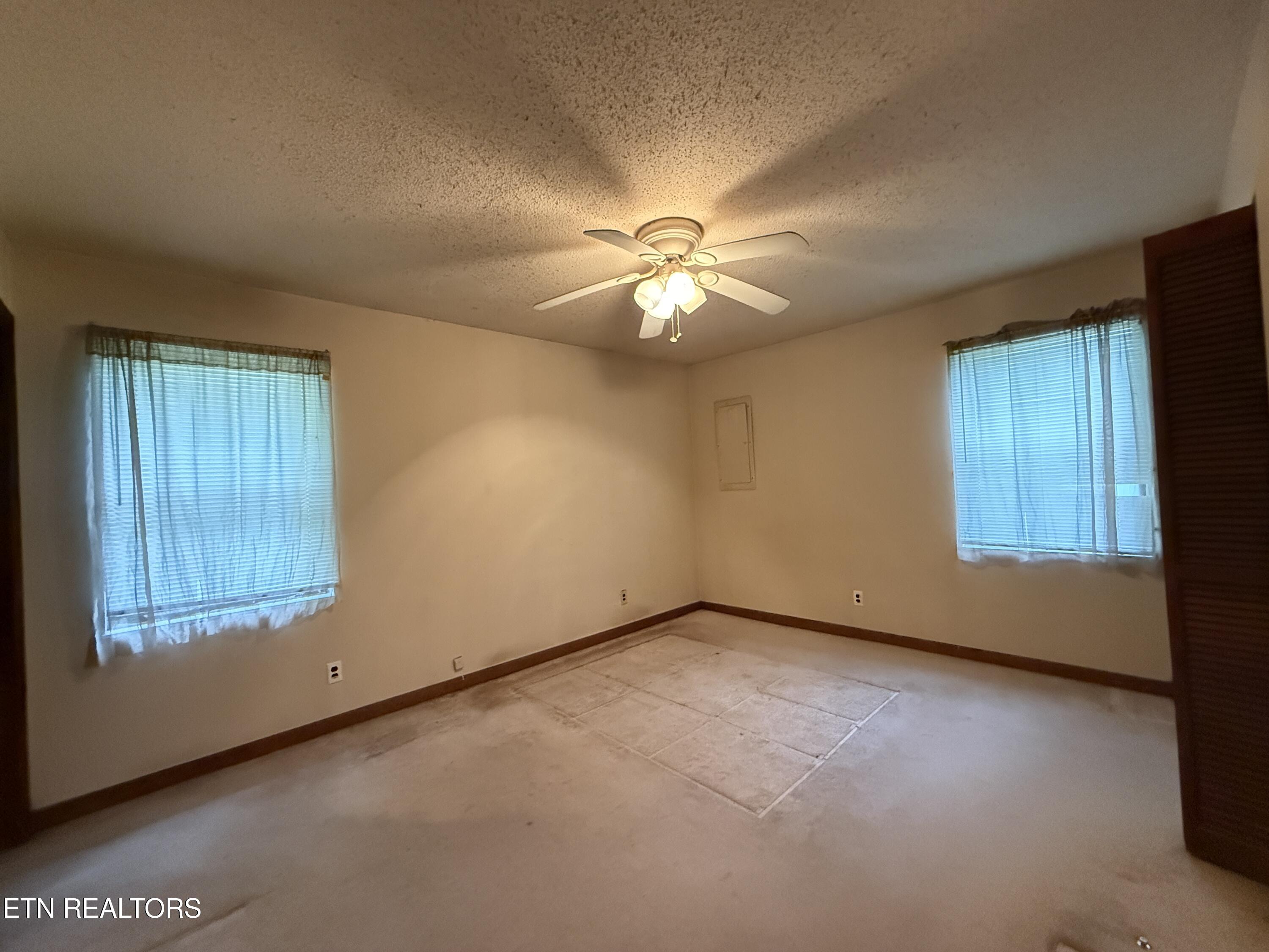 3422 Airport Road Rockwood TN 37854