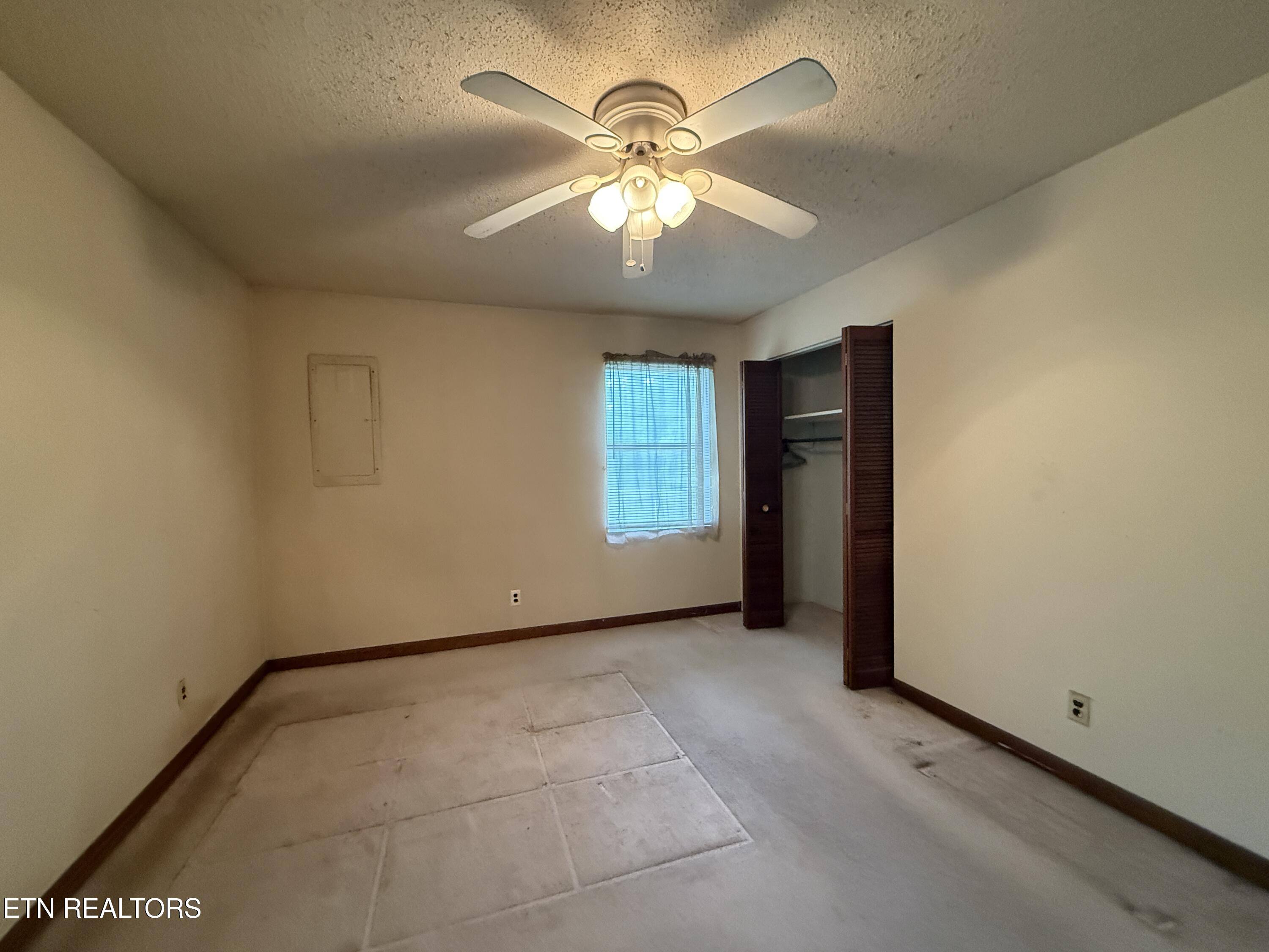 3422 Airport Road Rockwood TN 37854