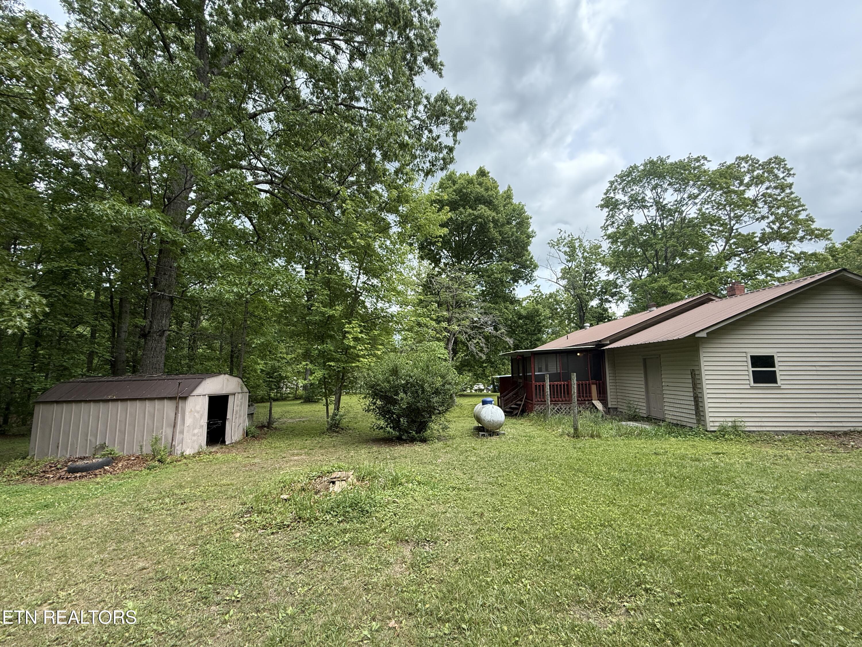 3422 Airport Road Rockwood TN 37854