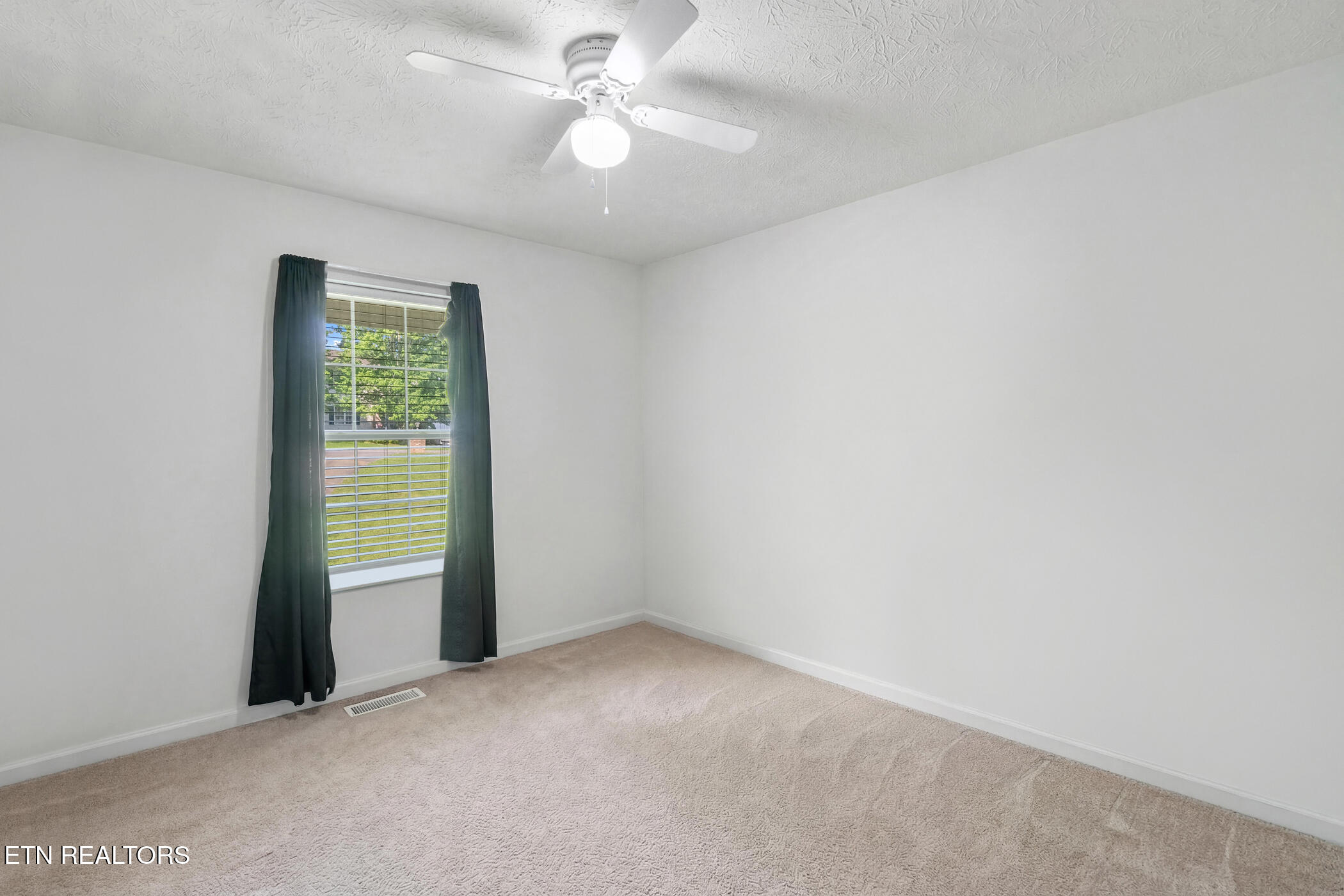 1717 Meadow Ridge Circle Sevierville TN 37862
