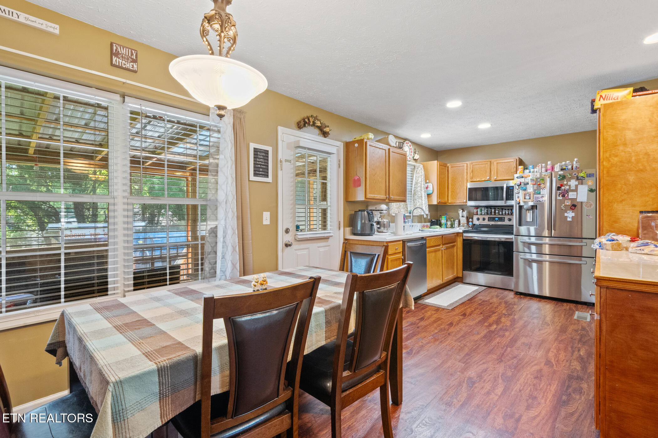 1717 Meadow Ridge Circle Sevierville TN 37862