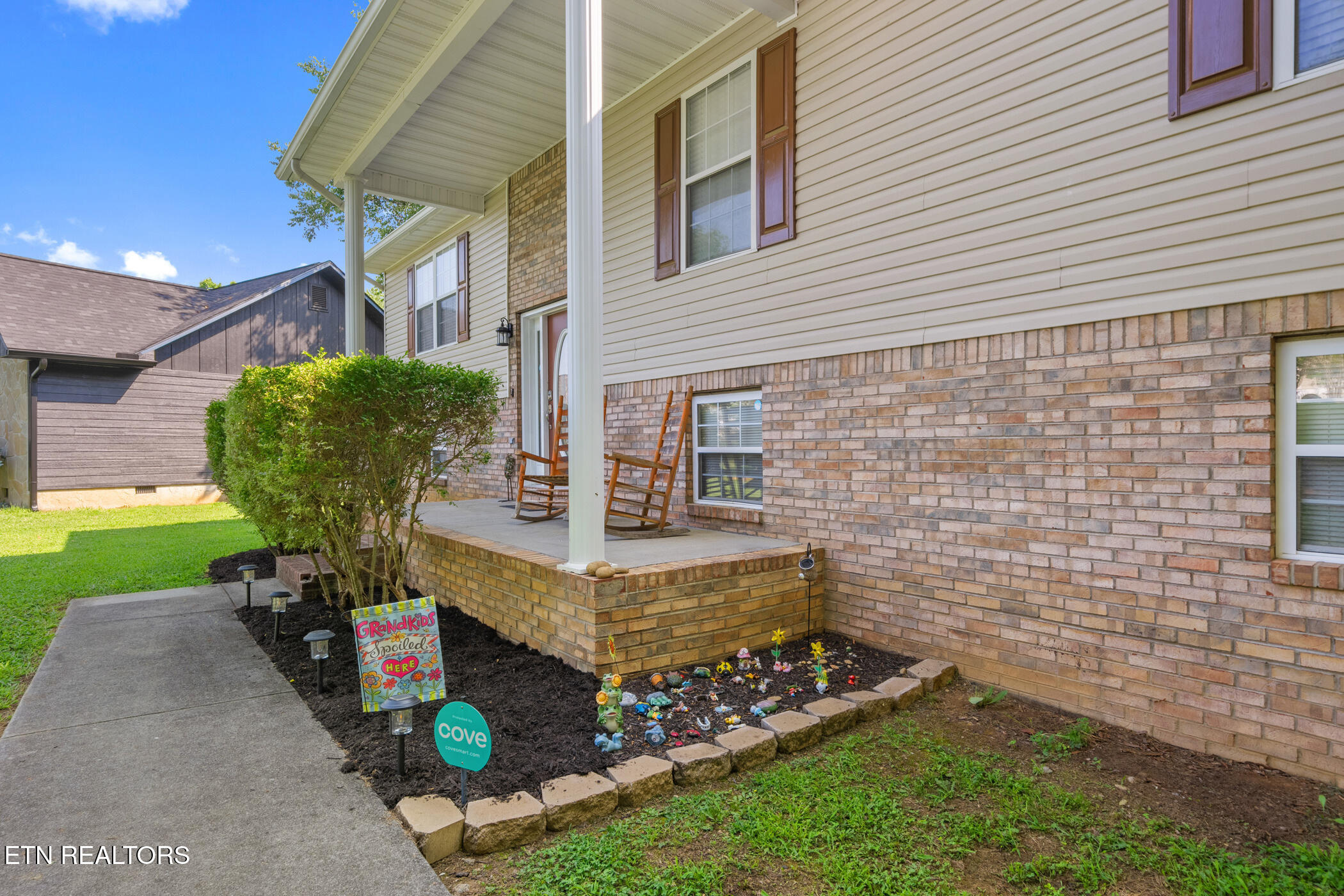 1717 Meadow Ridge Circle Sevierville TN 37862
