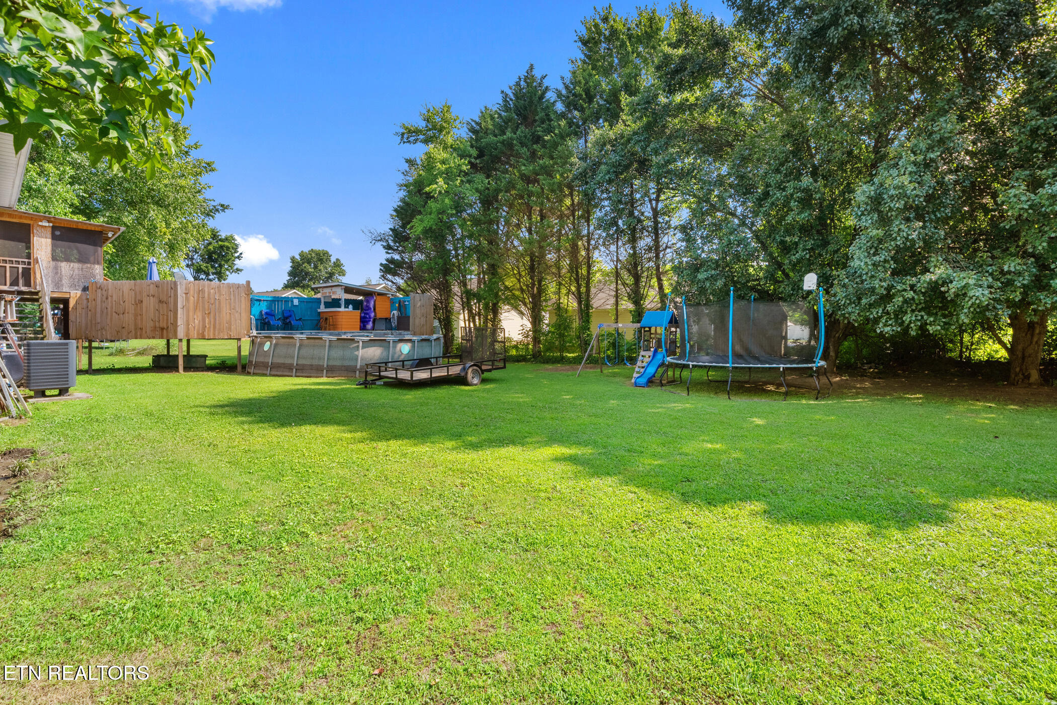1717 Meadow Ridge Circle Sevierville TN 37862