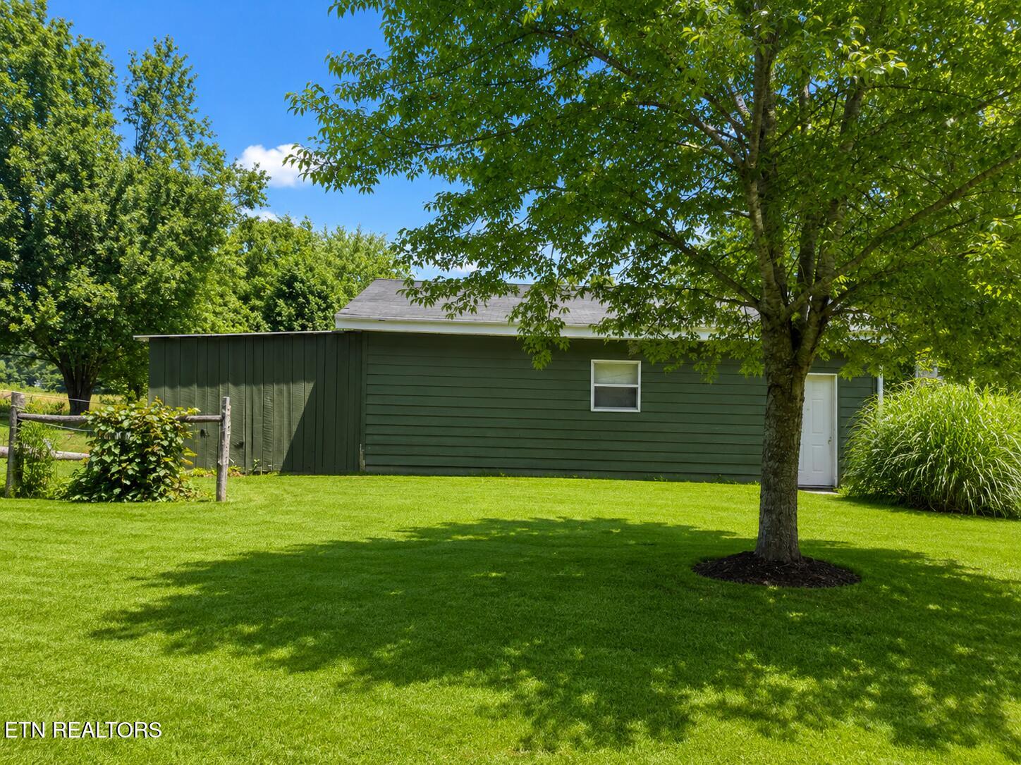 2107 Potato Farm Road Crossville TN 38571