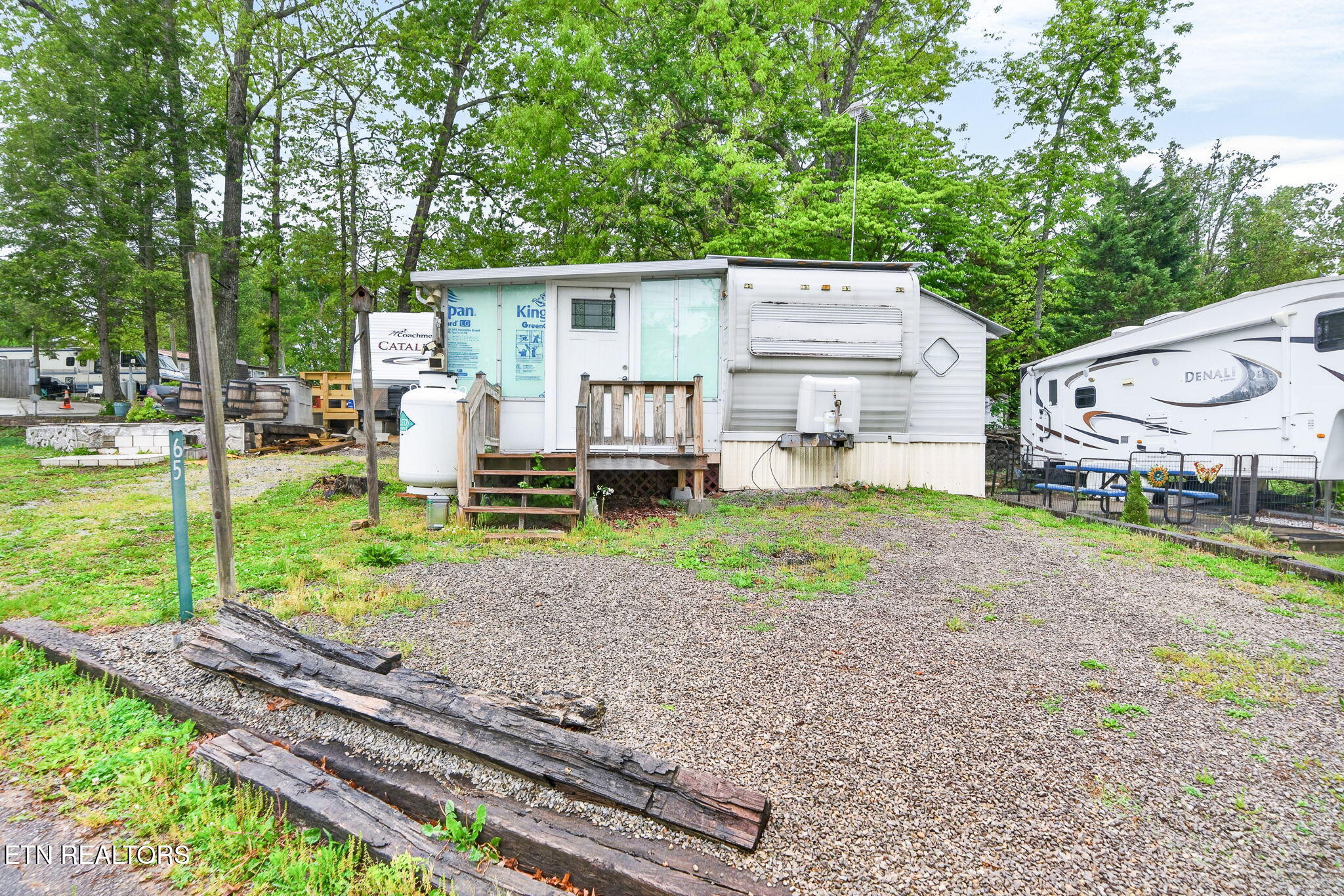 65 Seminole Road Crossville TN 38572