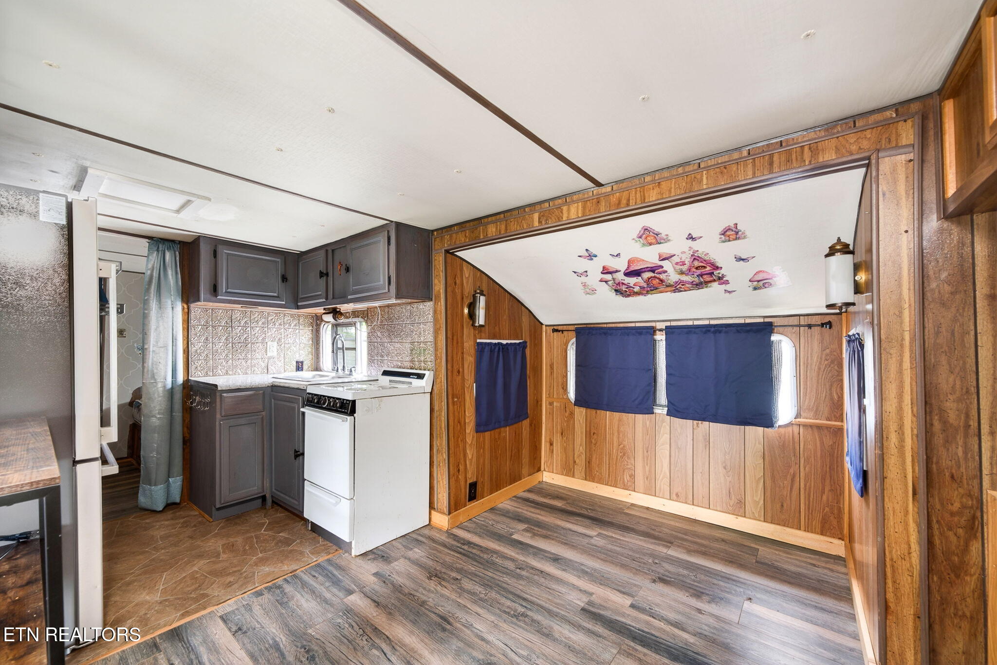 65 Seminole Road Crossville TN 38572