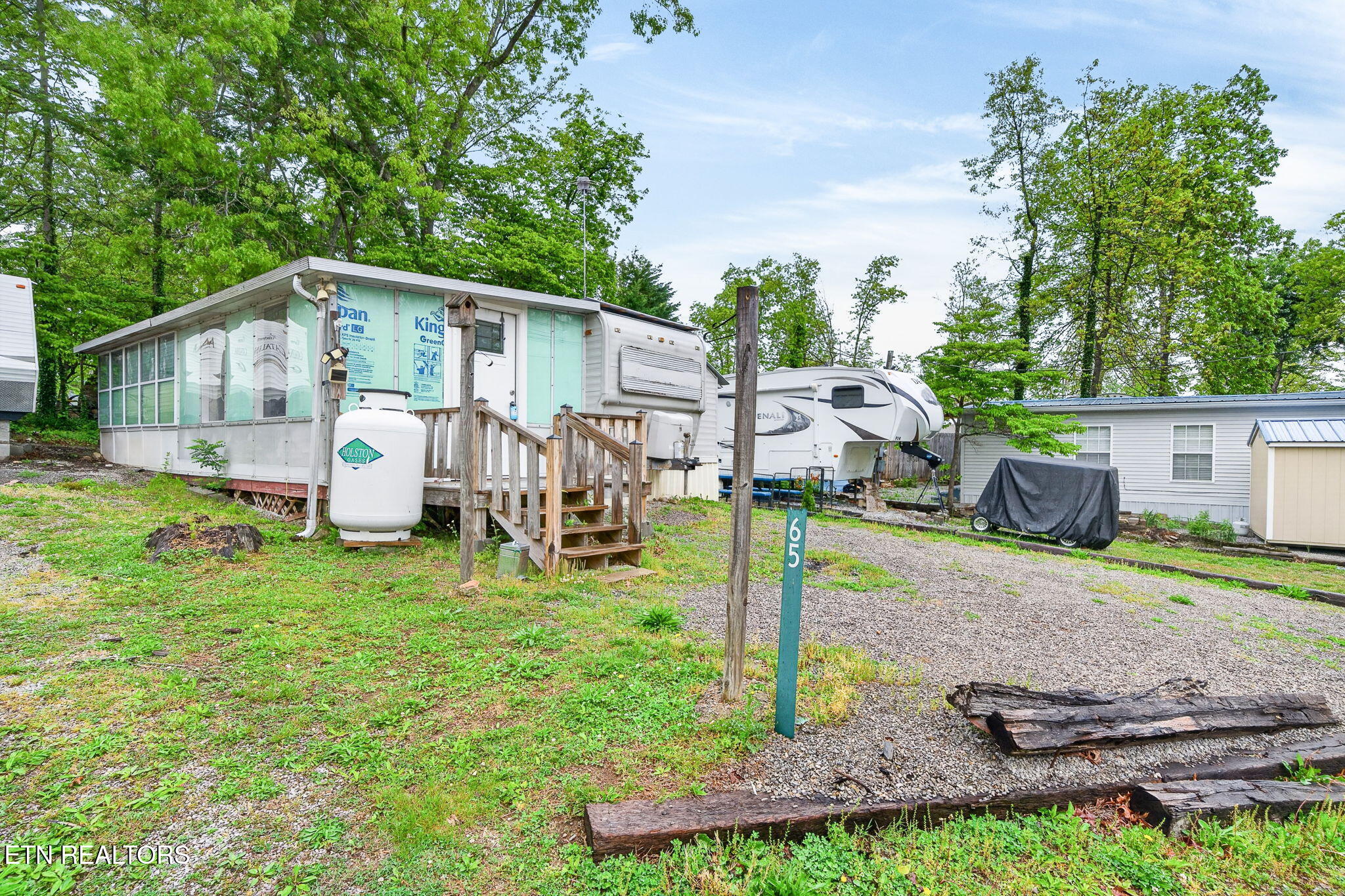 65 Seminole Road Crossville TN 38572