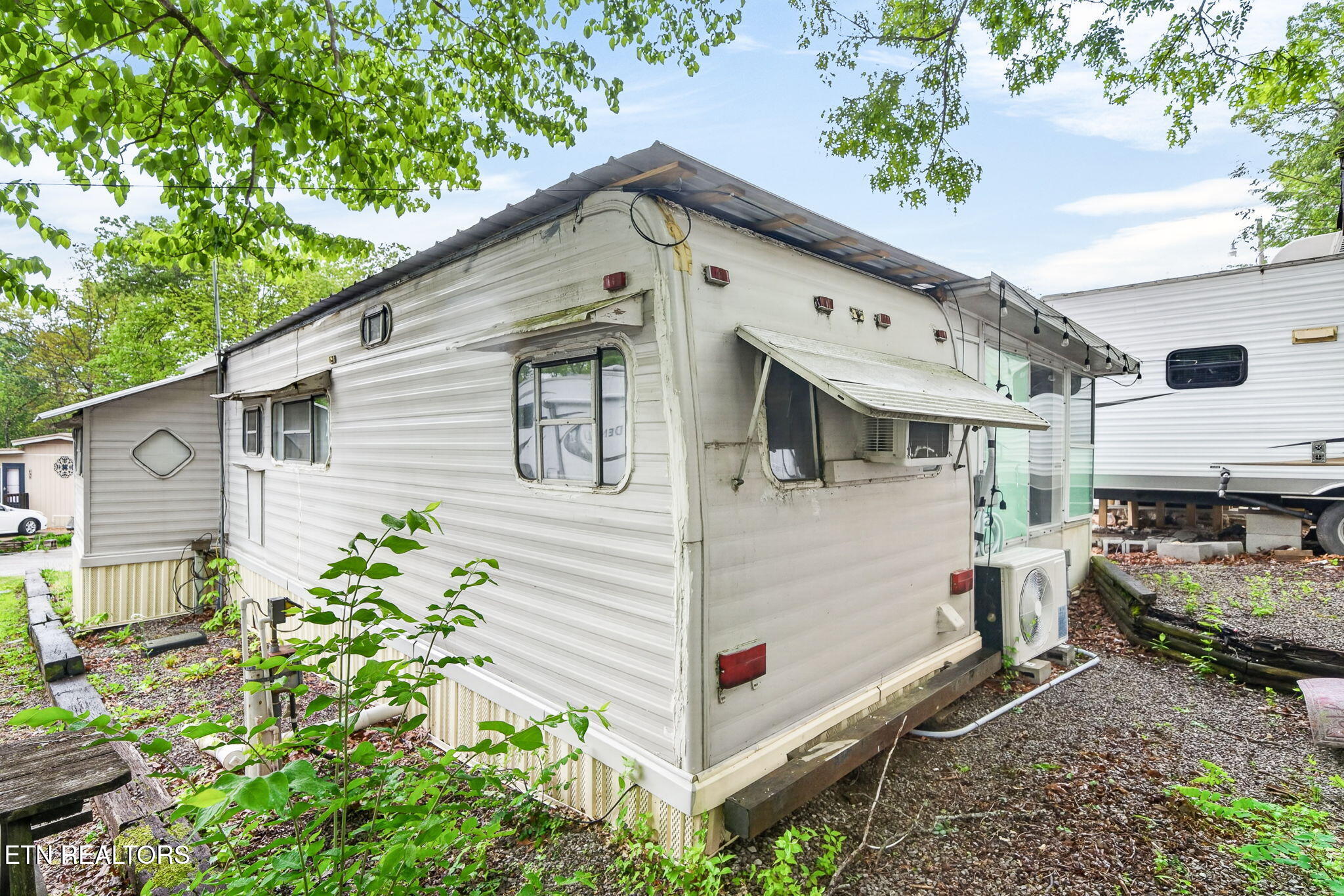 65 Seminole Road Crossville TN 38572