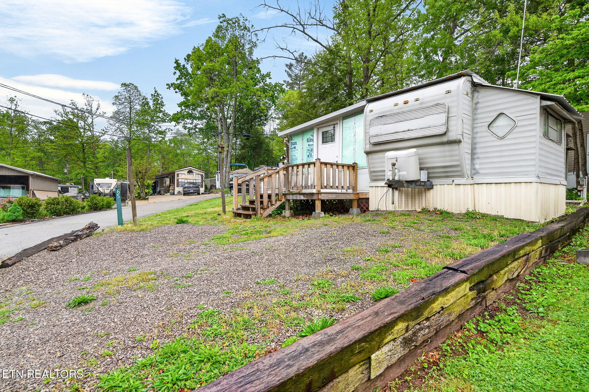 65 Seminole Road Crossville TN 38572