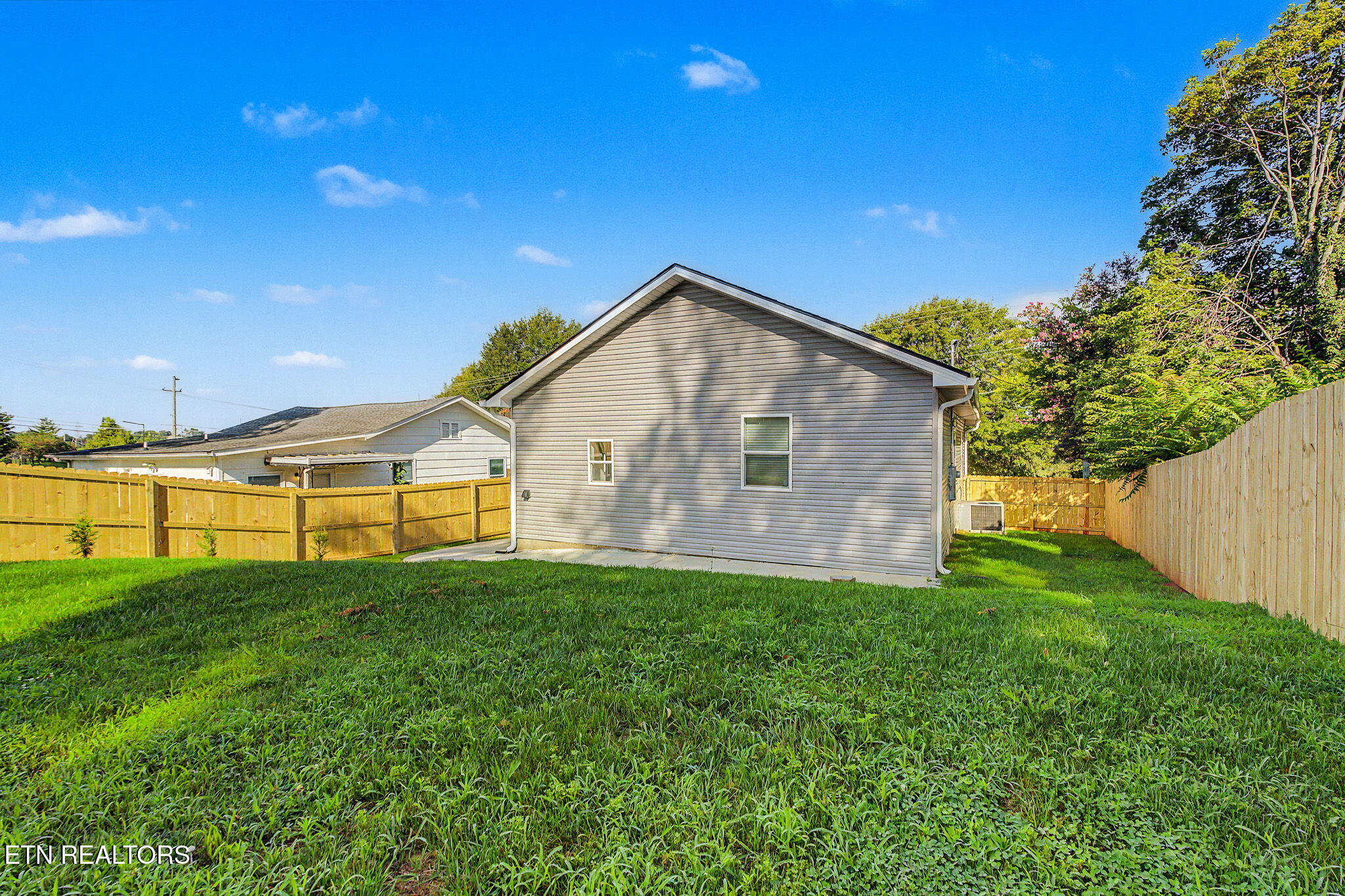 1810 Reynolds Street Knoxville TN 37921