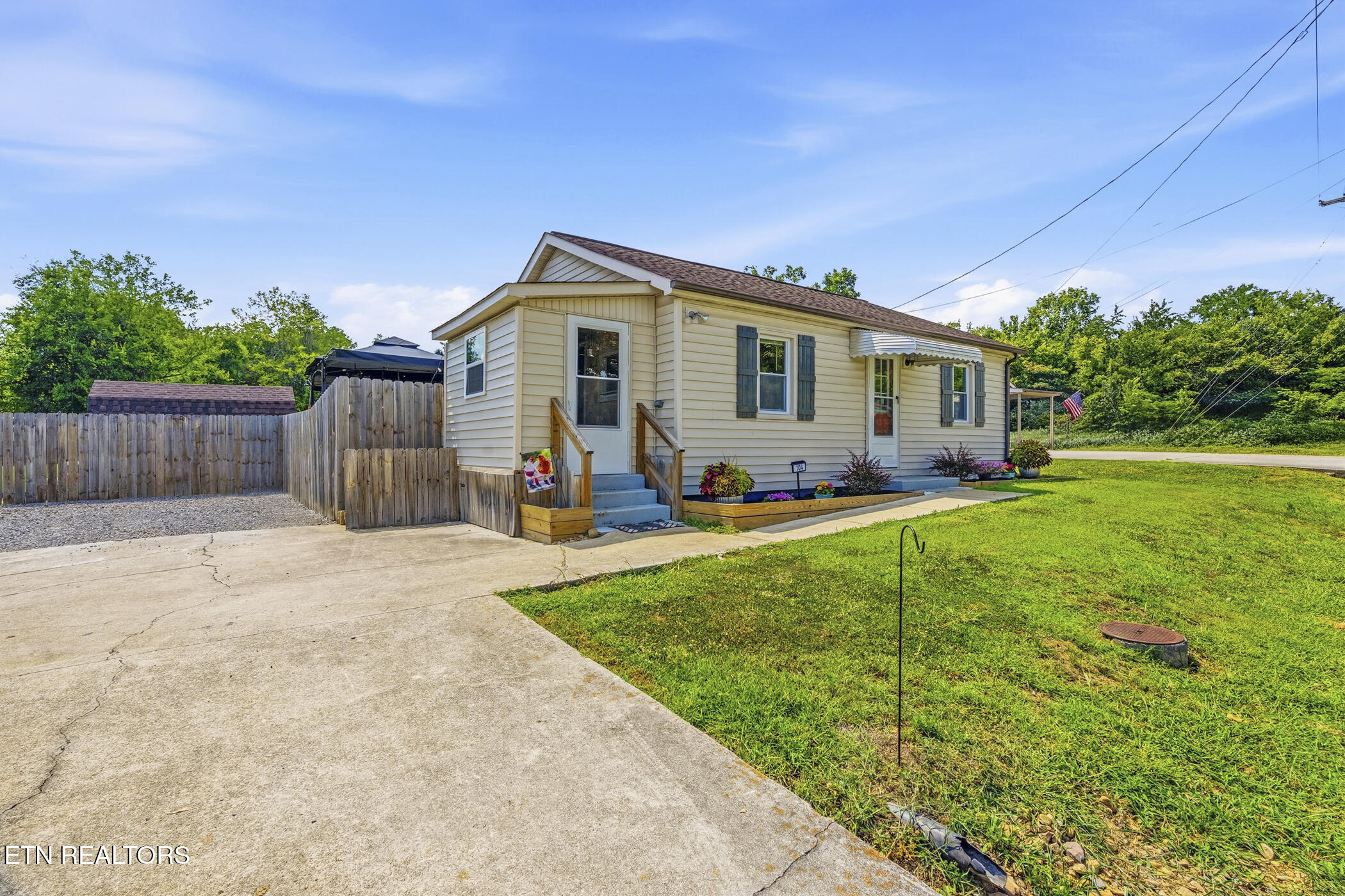 104 County Farm Road Maryville TN 37801