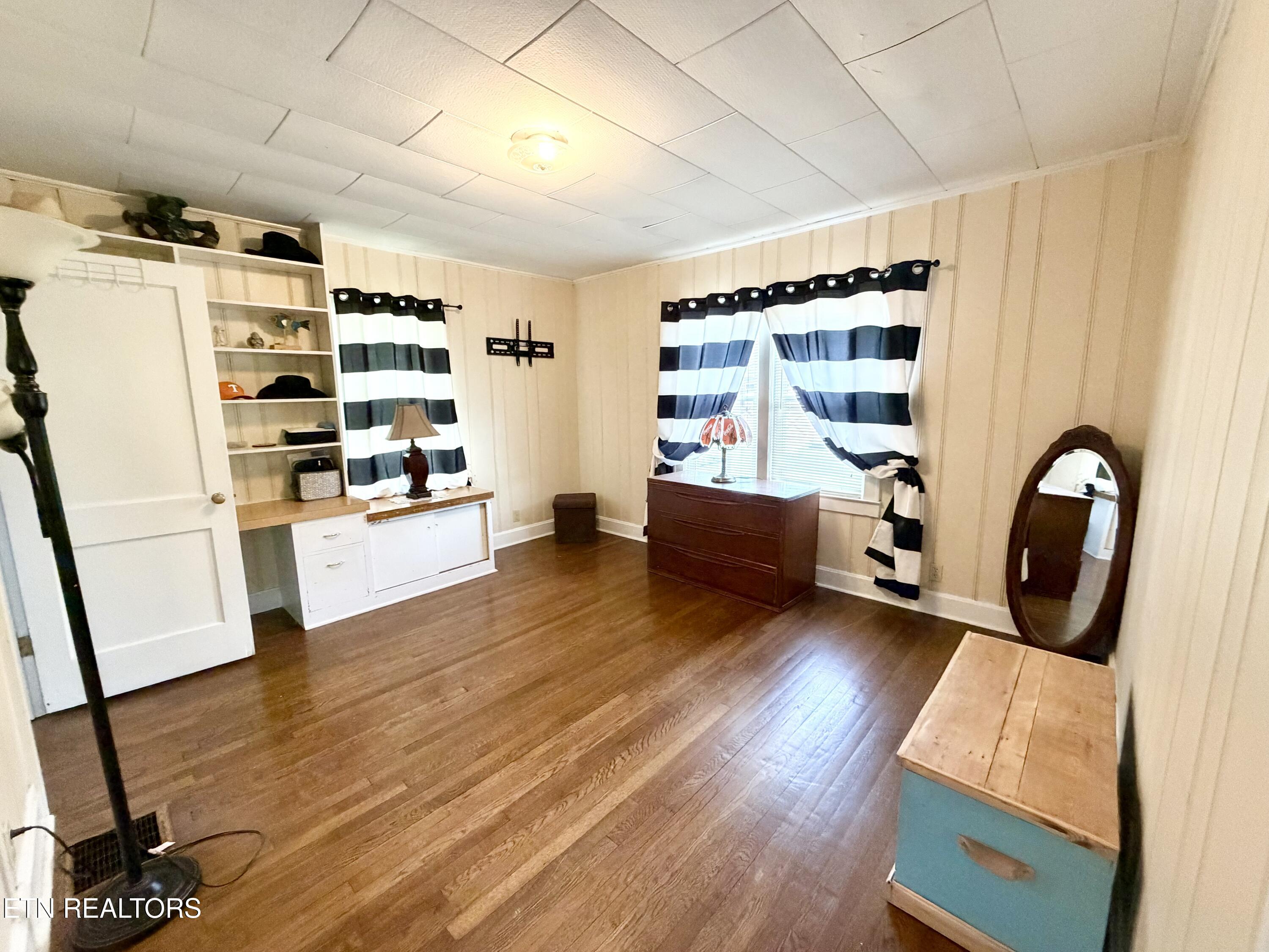 108 W Elm Street Lafollette TN 37766