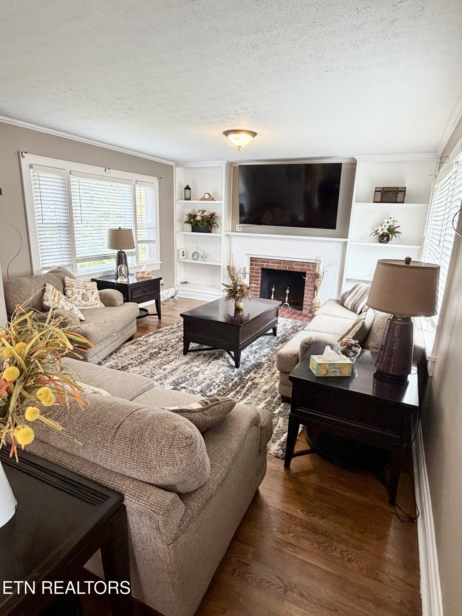 108 W Elm Street Lafollette TN 37766