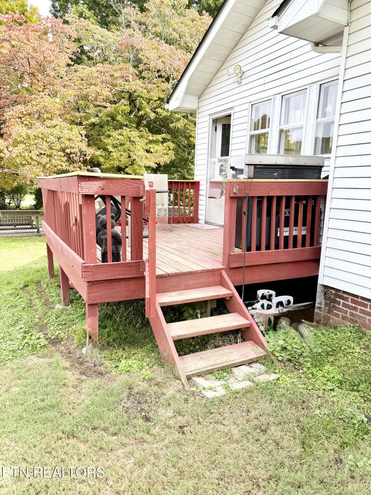 108 W Elm Street Lafollette TN 37766