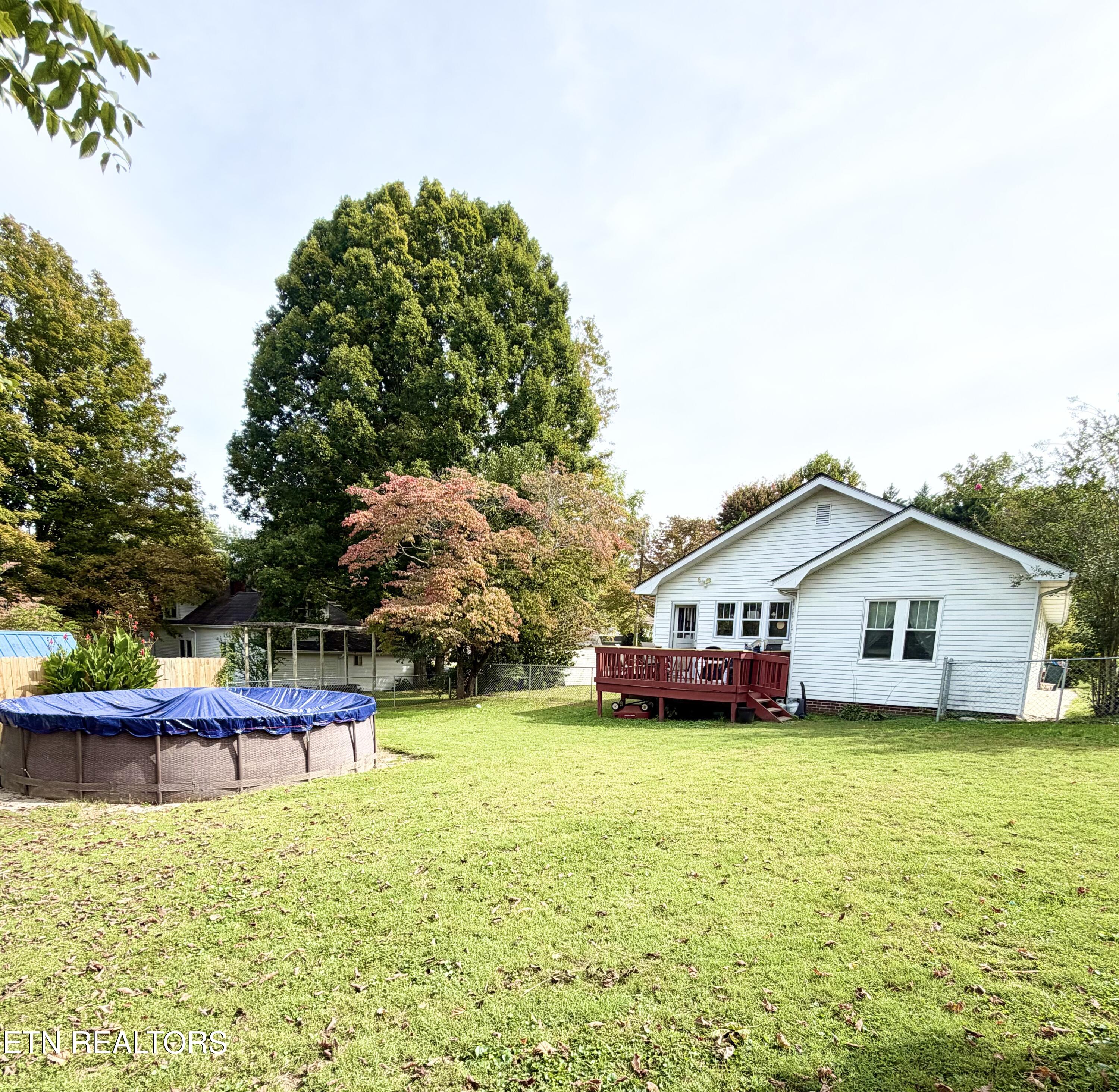 108 W Elm Street Lafollette TN 37766