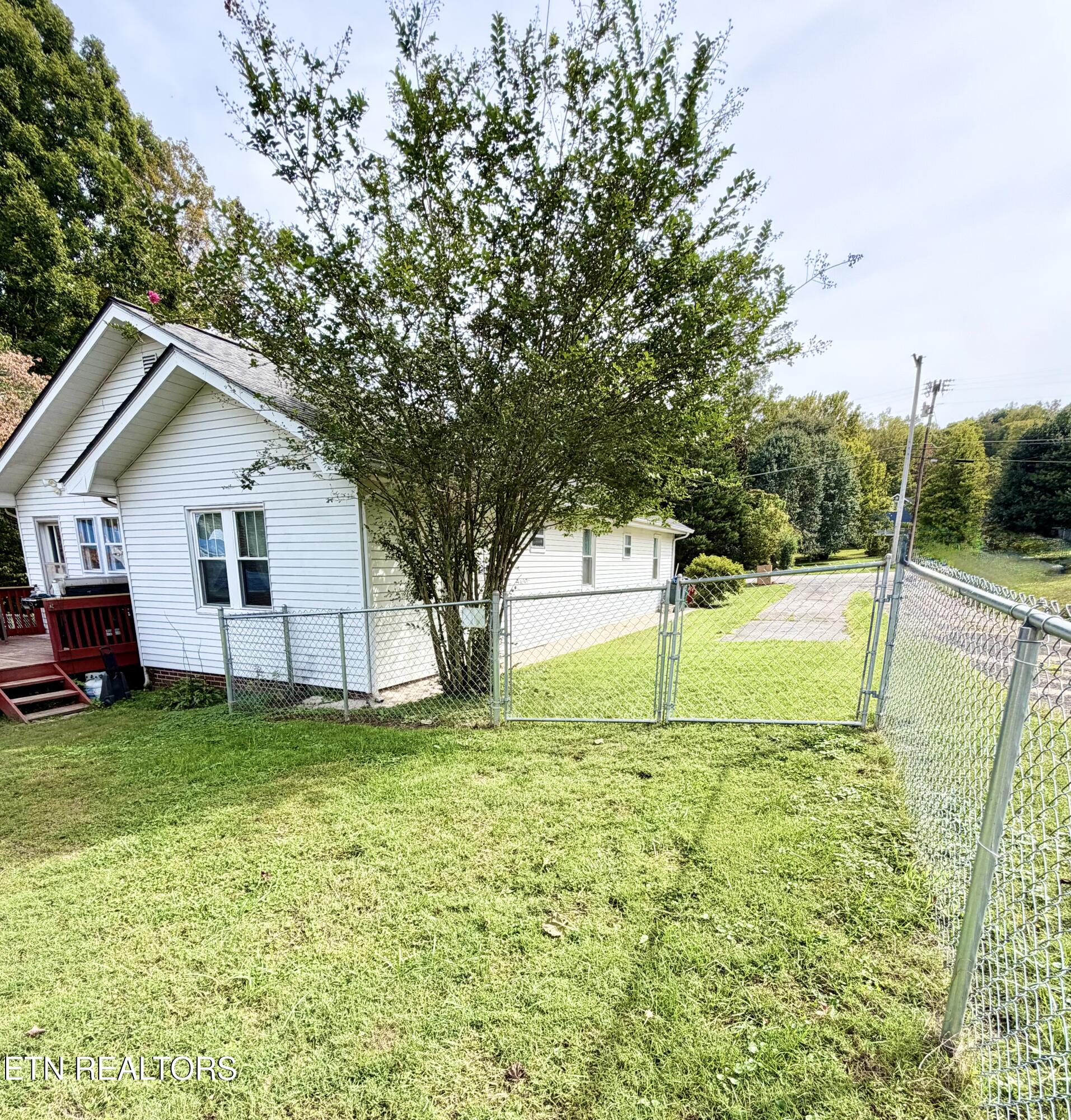 108 W Elm Street Lafollette TN 37766
