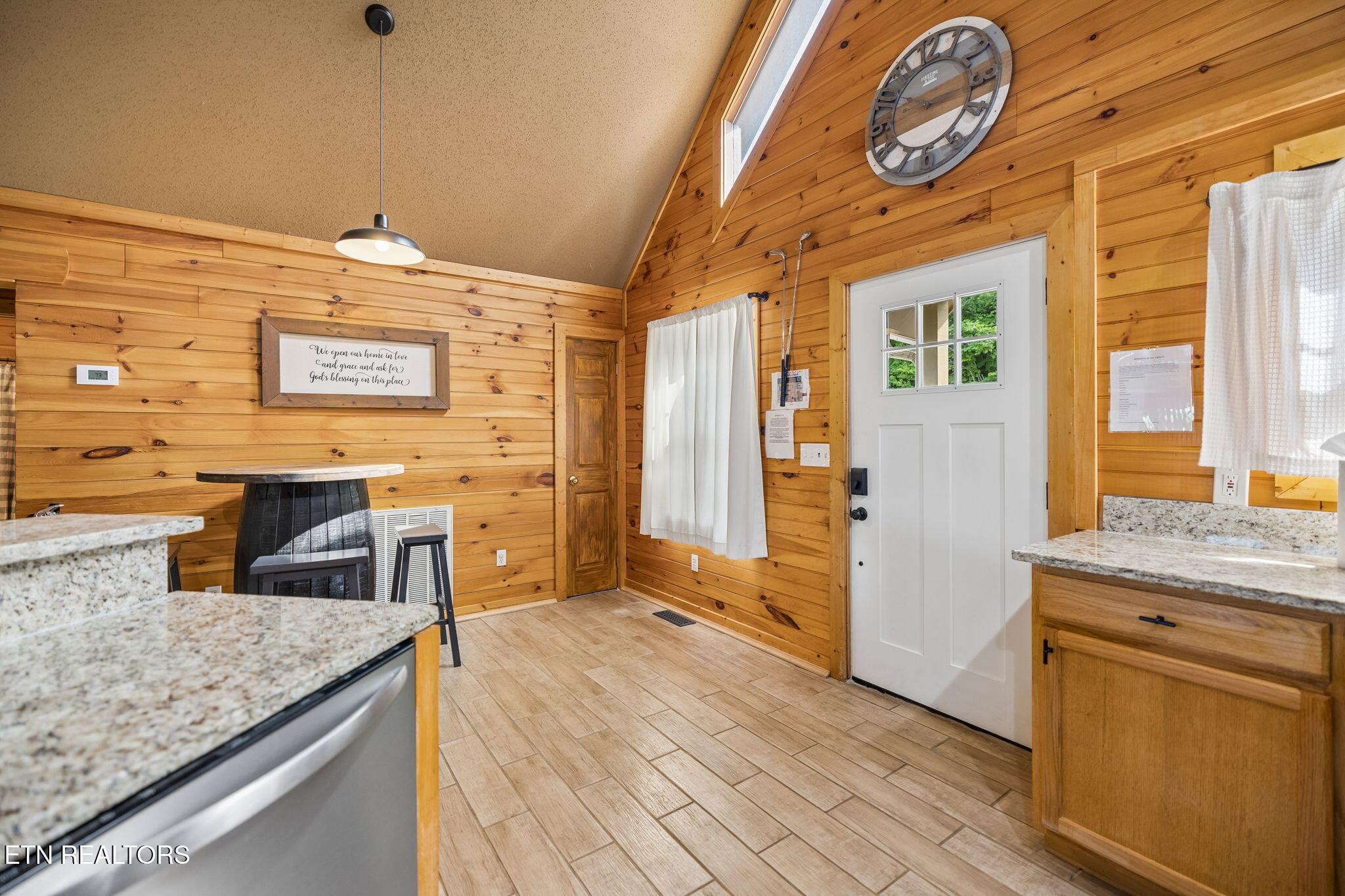 916 Hideaway Hills Circle Sevierville TN 37862