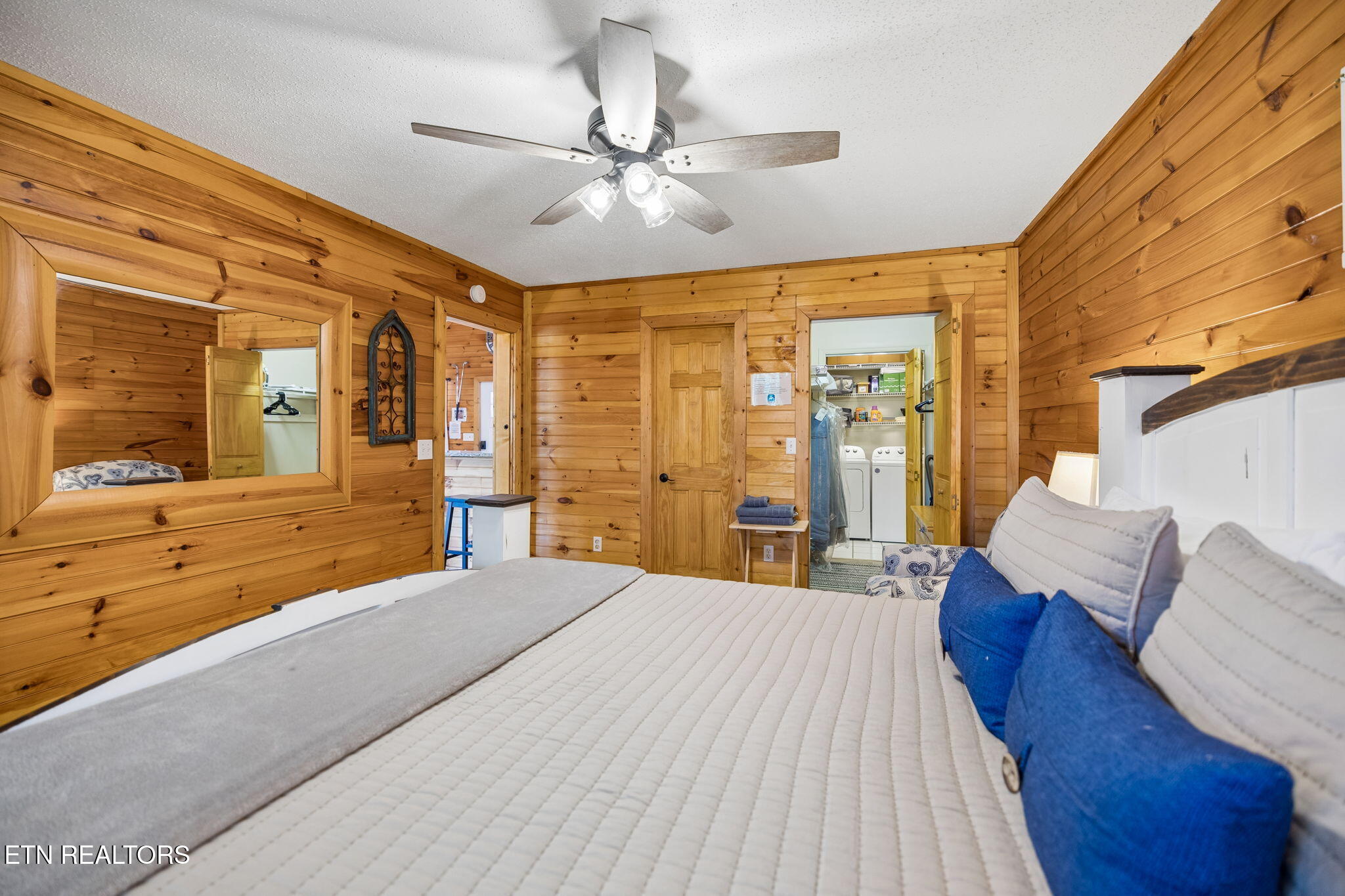 916 Hideaway Hills Circle Sevierville TN 37862