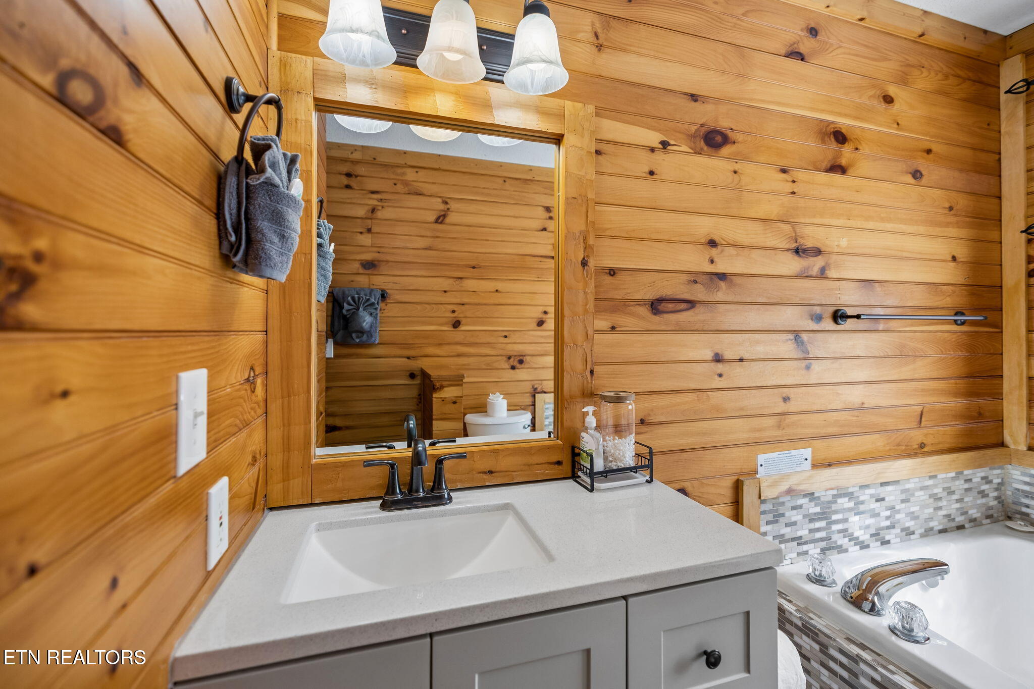 916 Hideaway Hills Circle Sevierville TN 37862