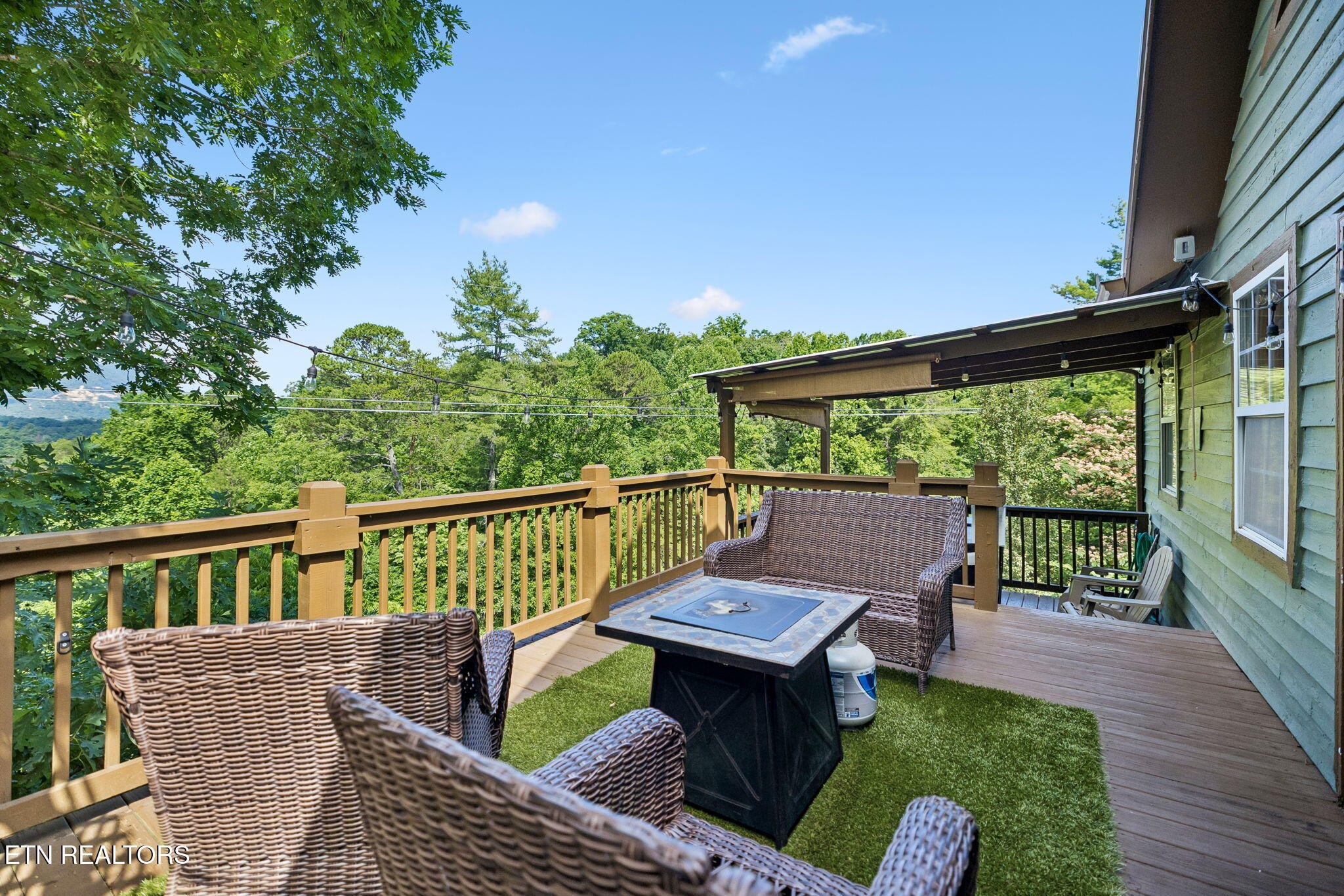 916 Hideaway Hills Circle Sevierville TN 37862