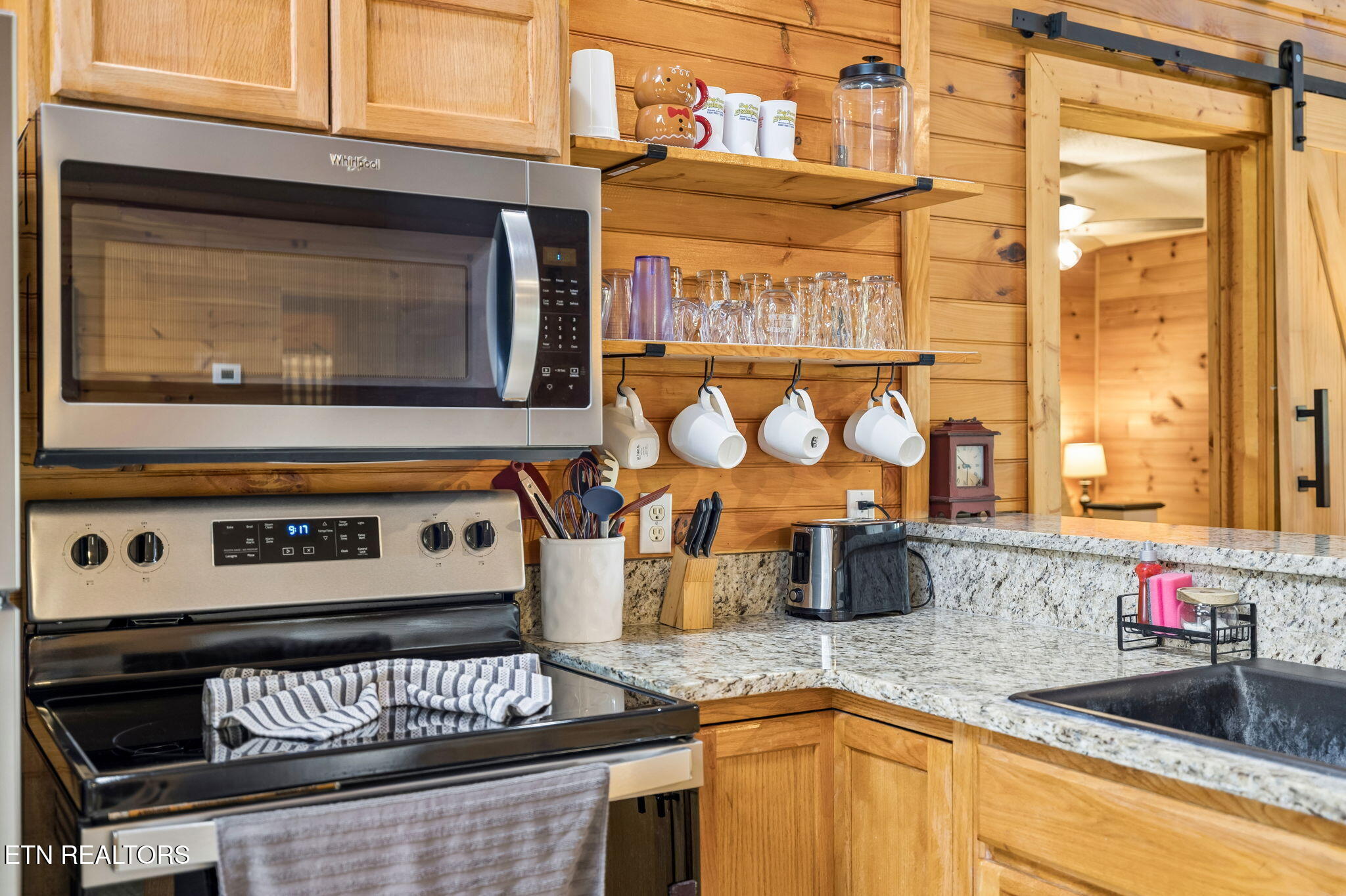 916 Hideaway Hills Circle Sevierville TN 37862