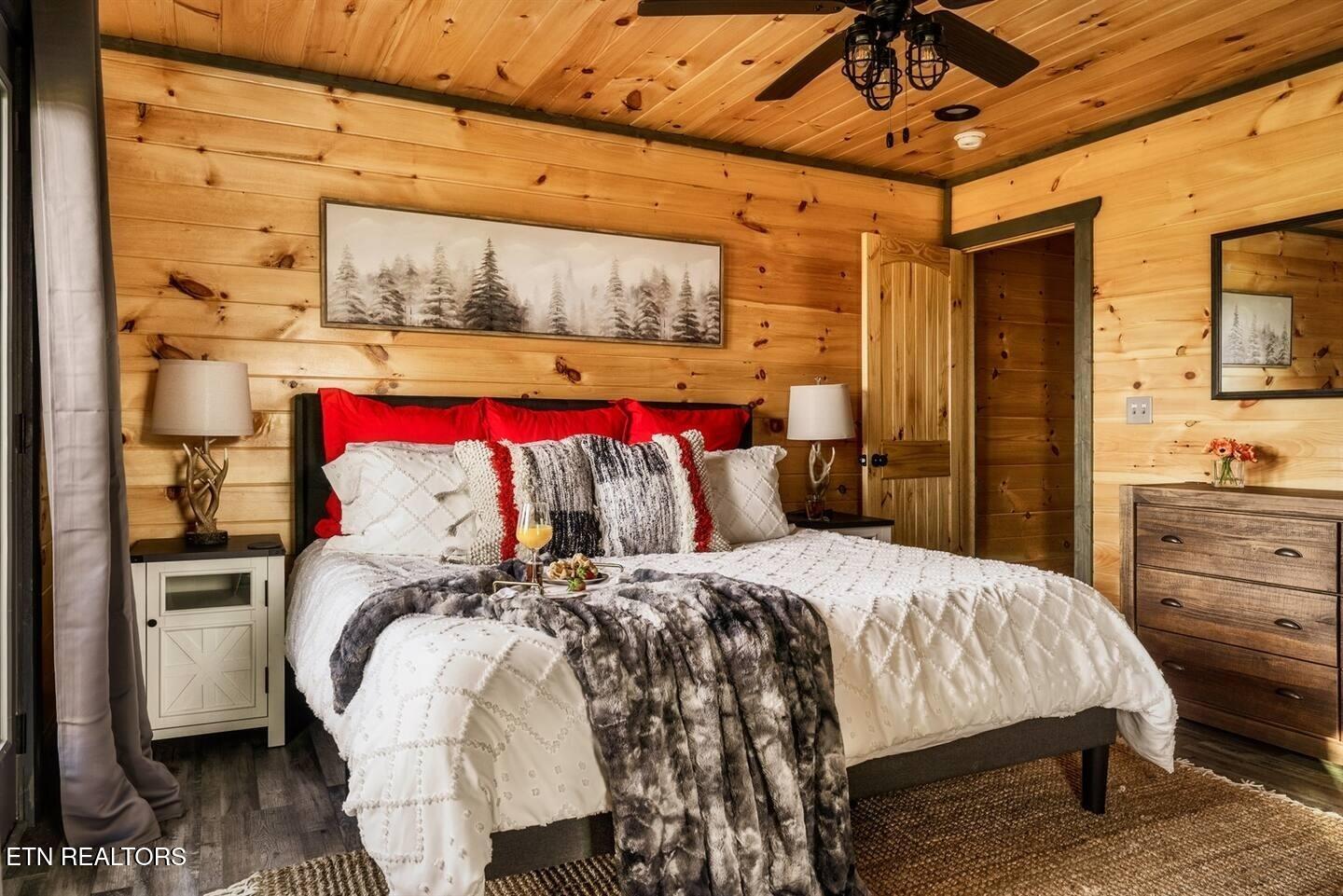 914 Crooked Ridge Road Gatlinburg TN 37738