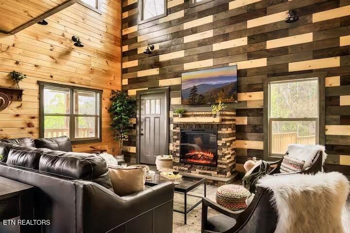 914 Crooked Ridge Road Gatlinburg TN 37738