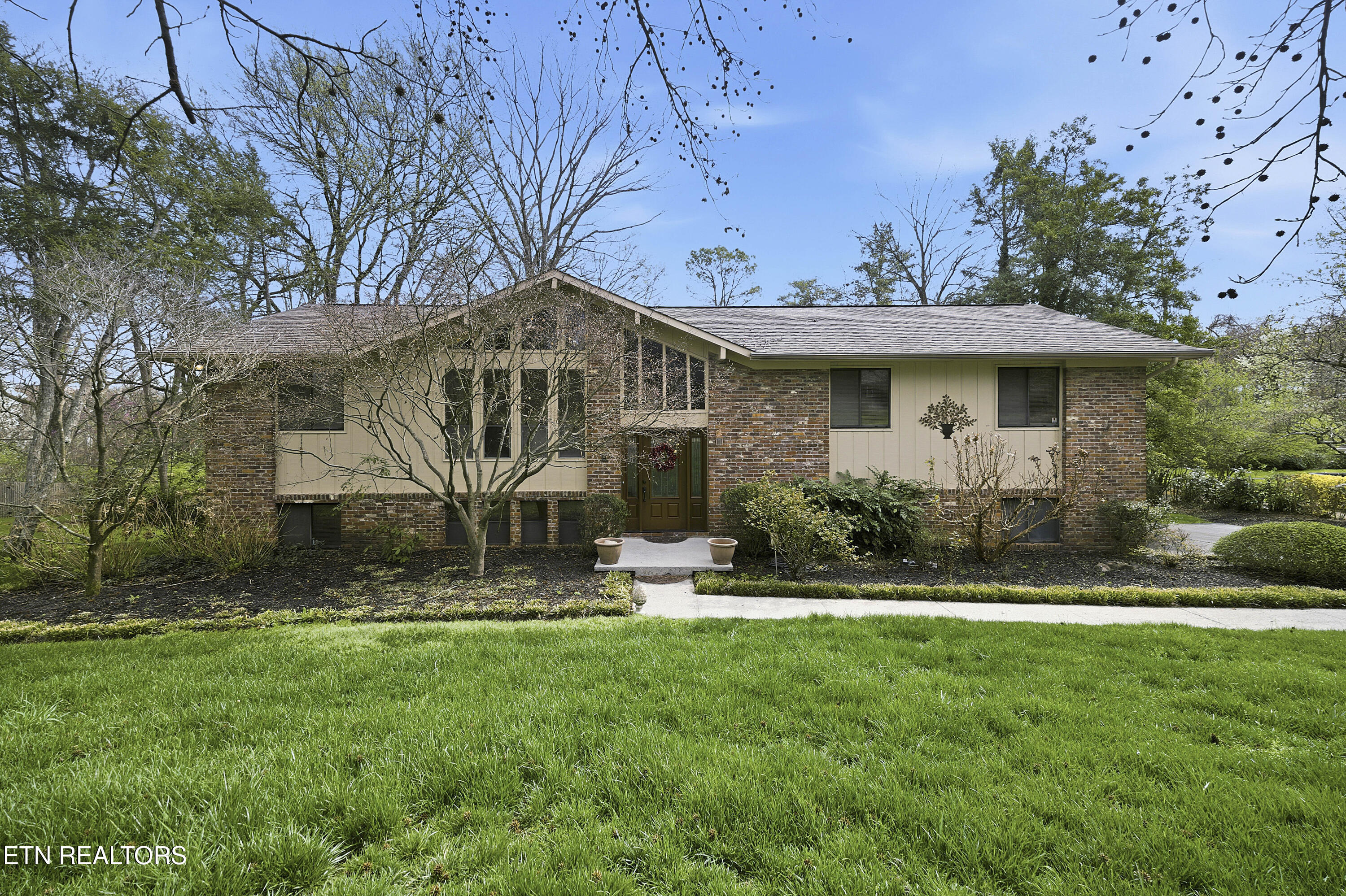 328 Dominion Circle Knoxville TN 37934