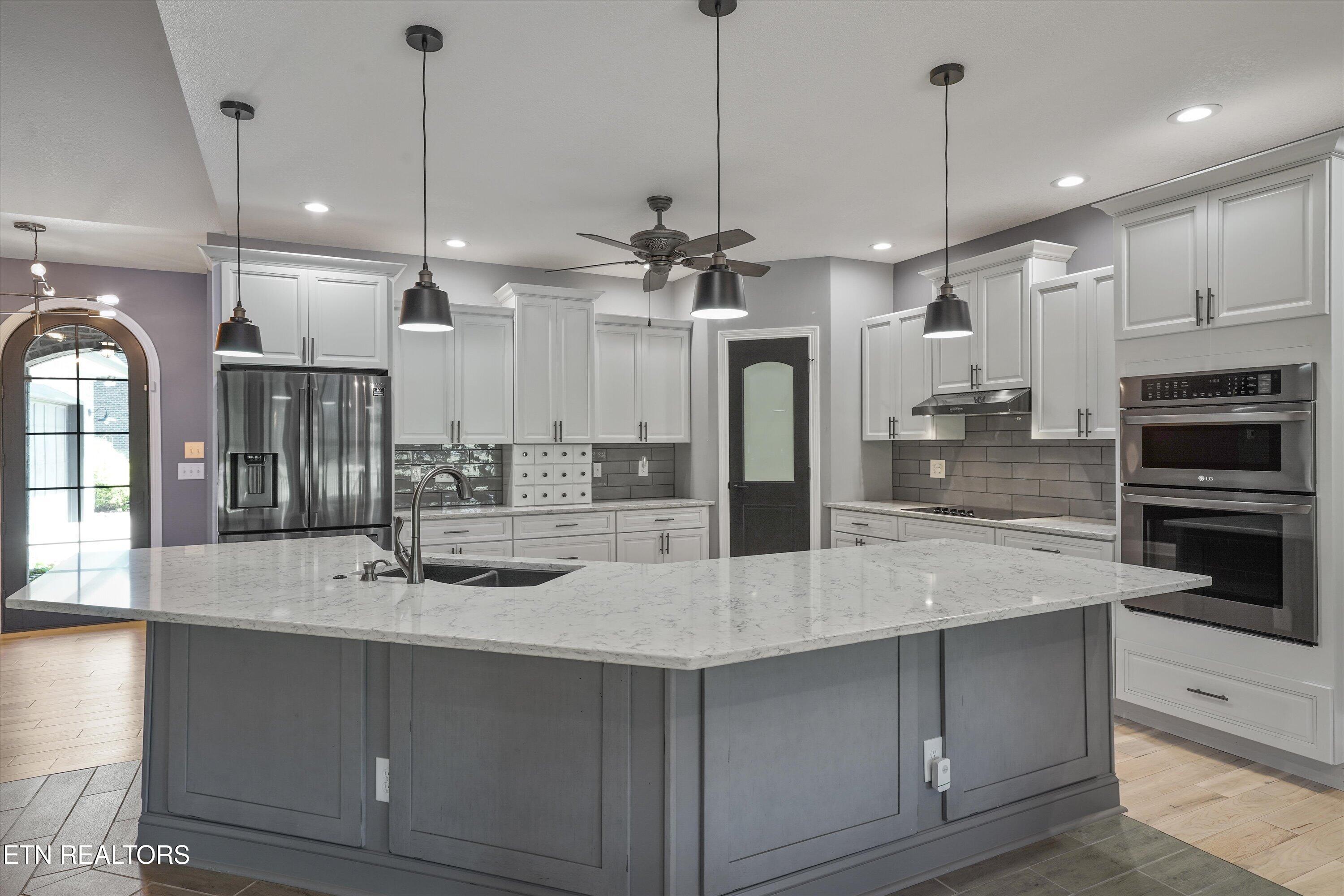 320 Augusta Lane Lenoir City TN 37771