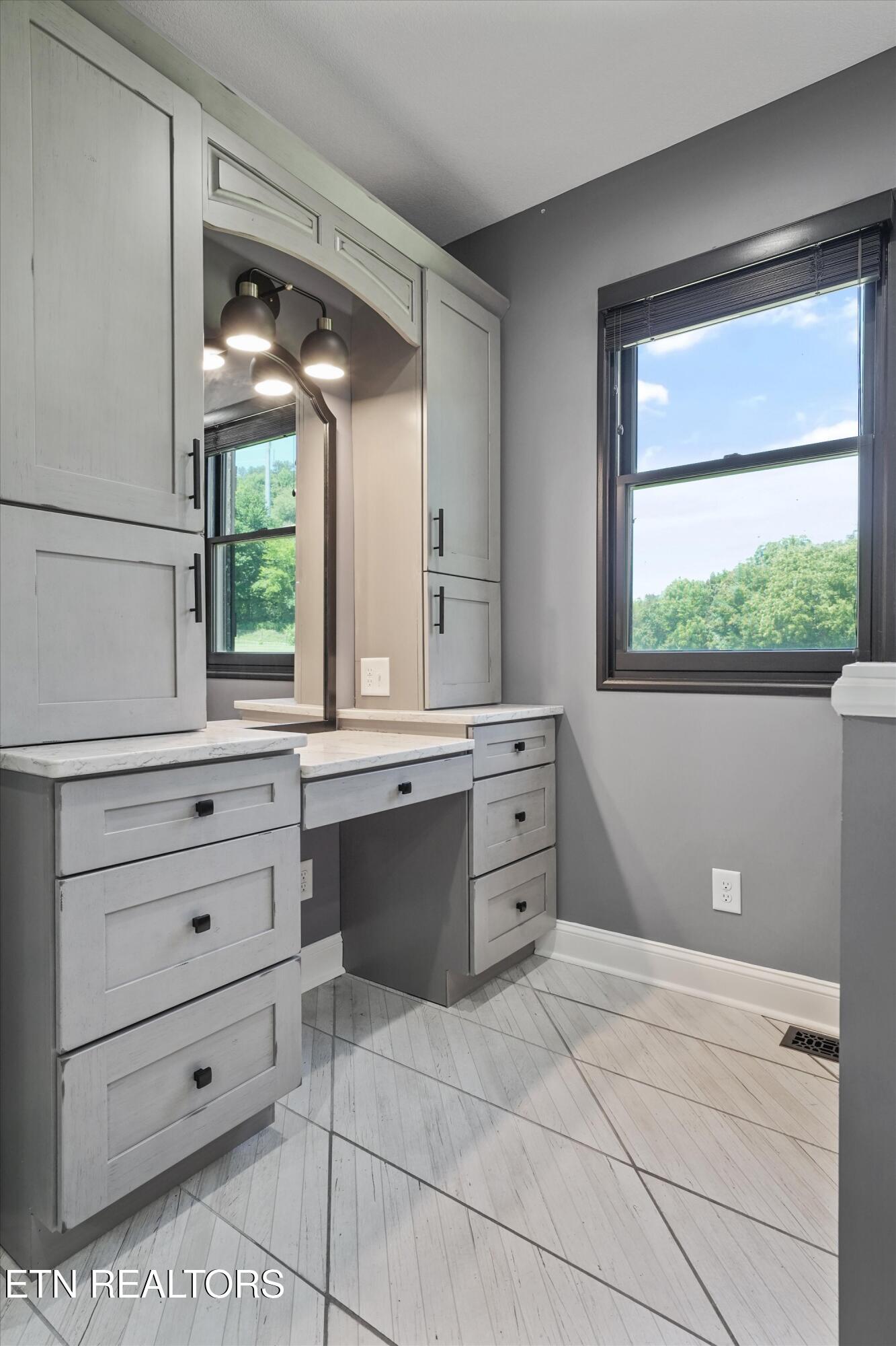 320 Augusta Lane Lenoir City TN 37771