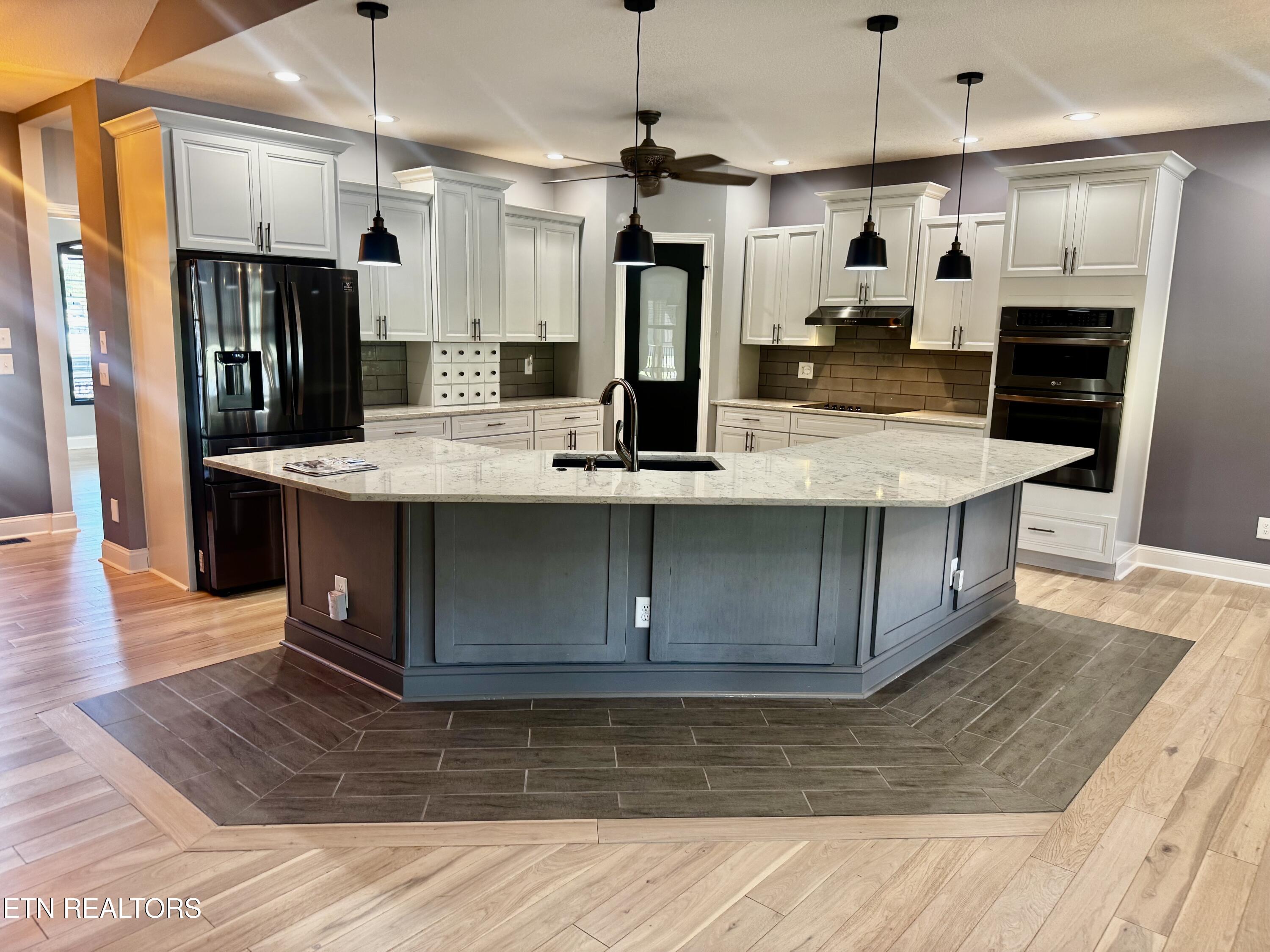 320 Augusta Lane Lenoir City TN 37771